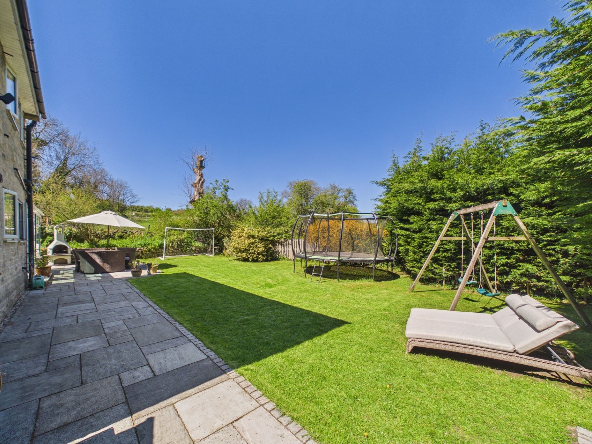 Images for High Street, Bonsall, DE4