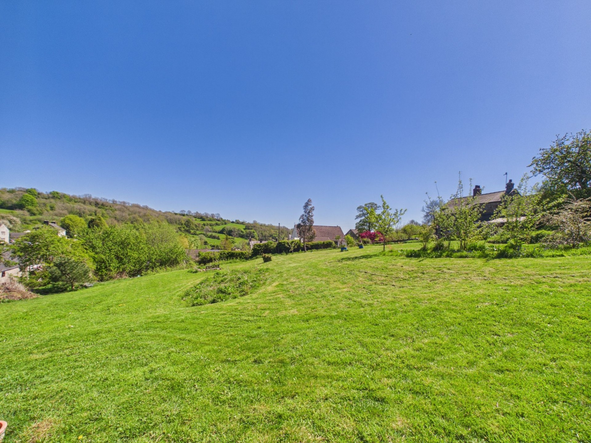 Images for High Street, Bonsall, DE4