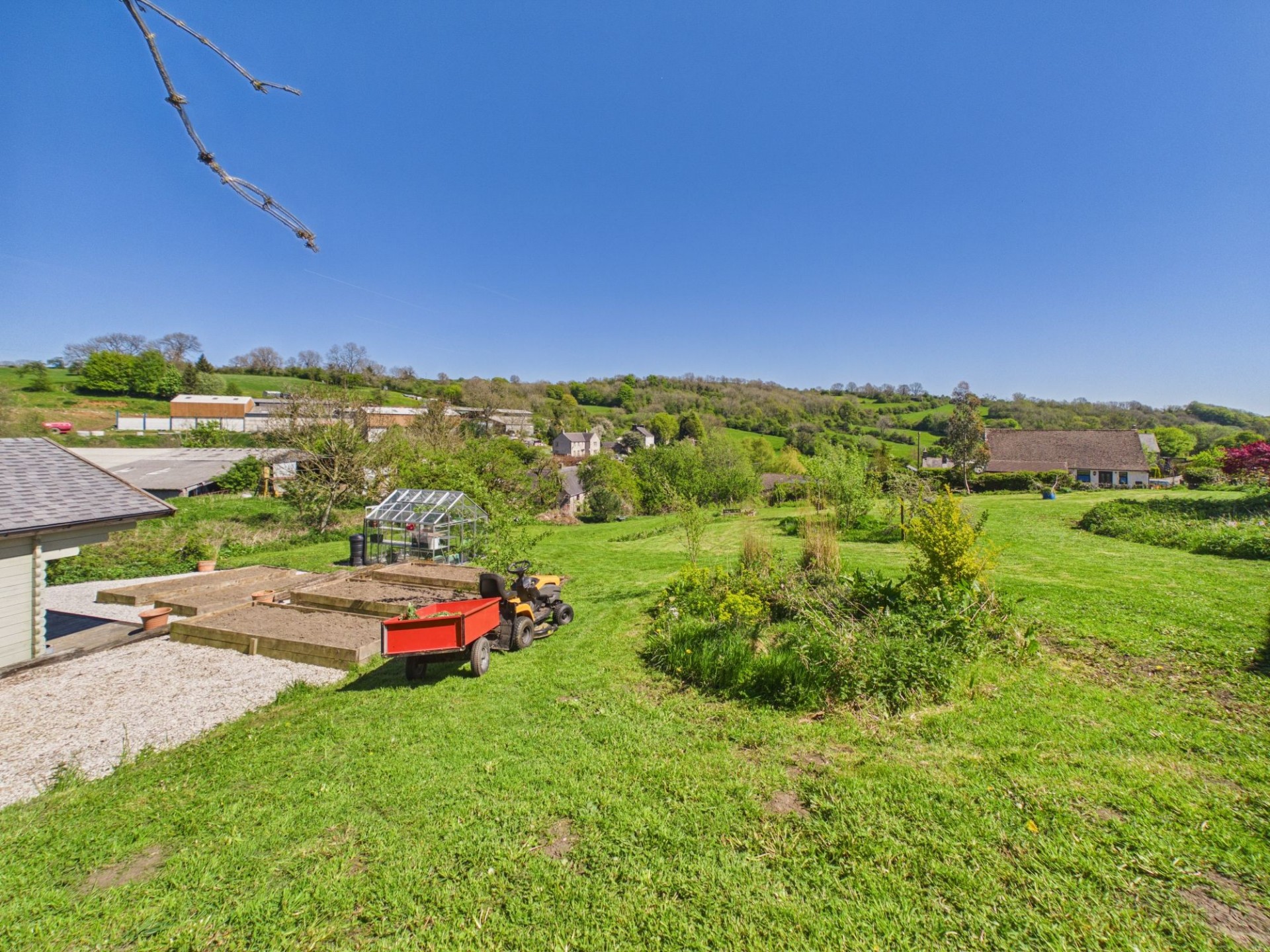 Images for High Street, Bonsall, DE4