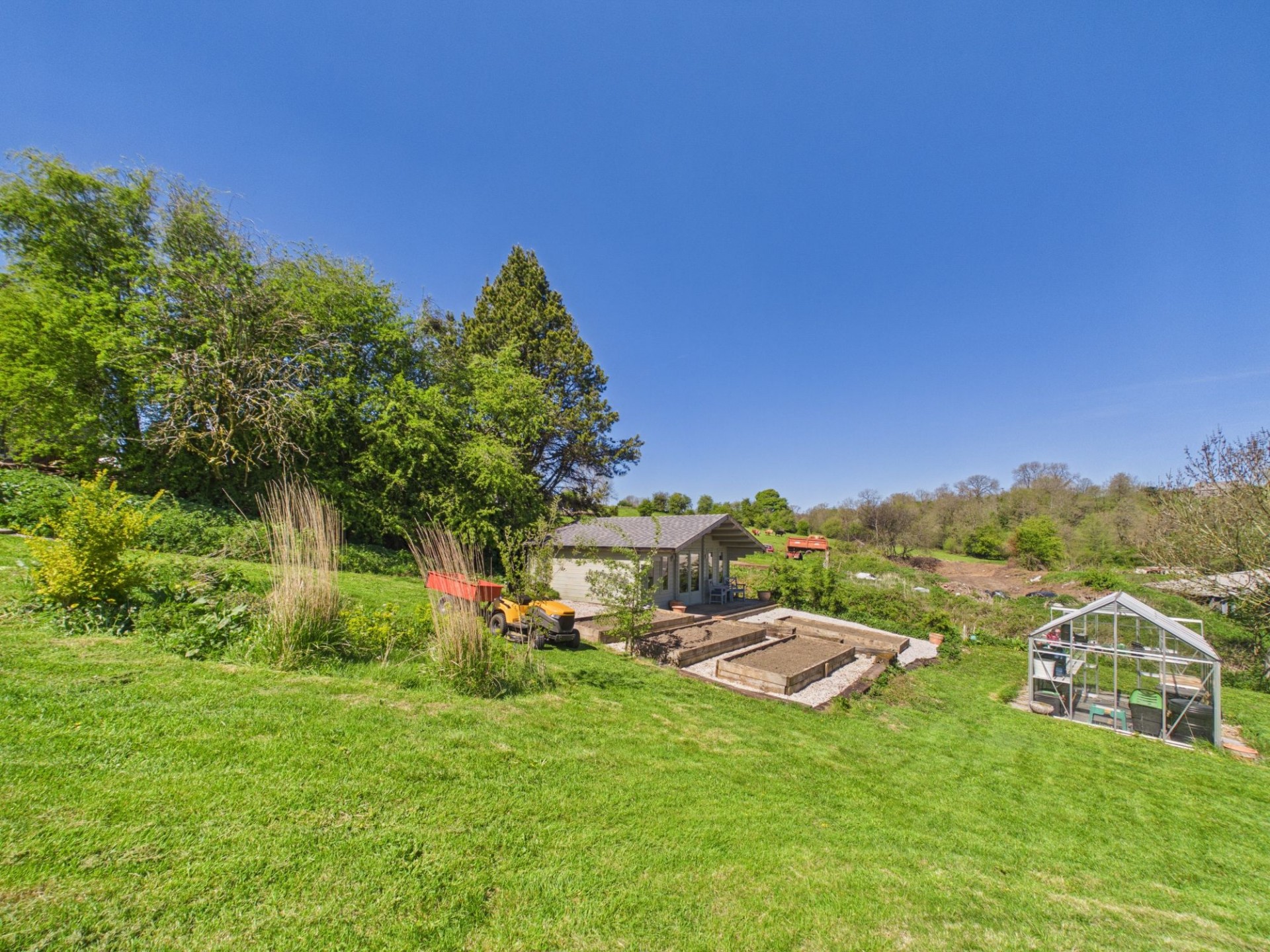Images for High Street, Bonsall, DE4