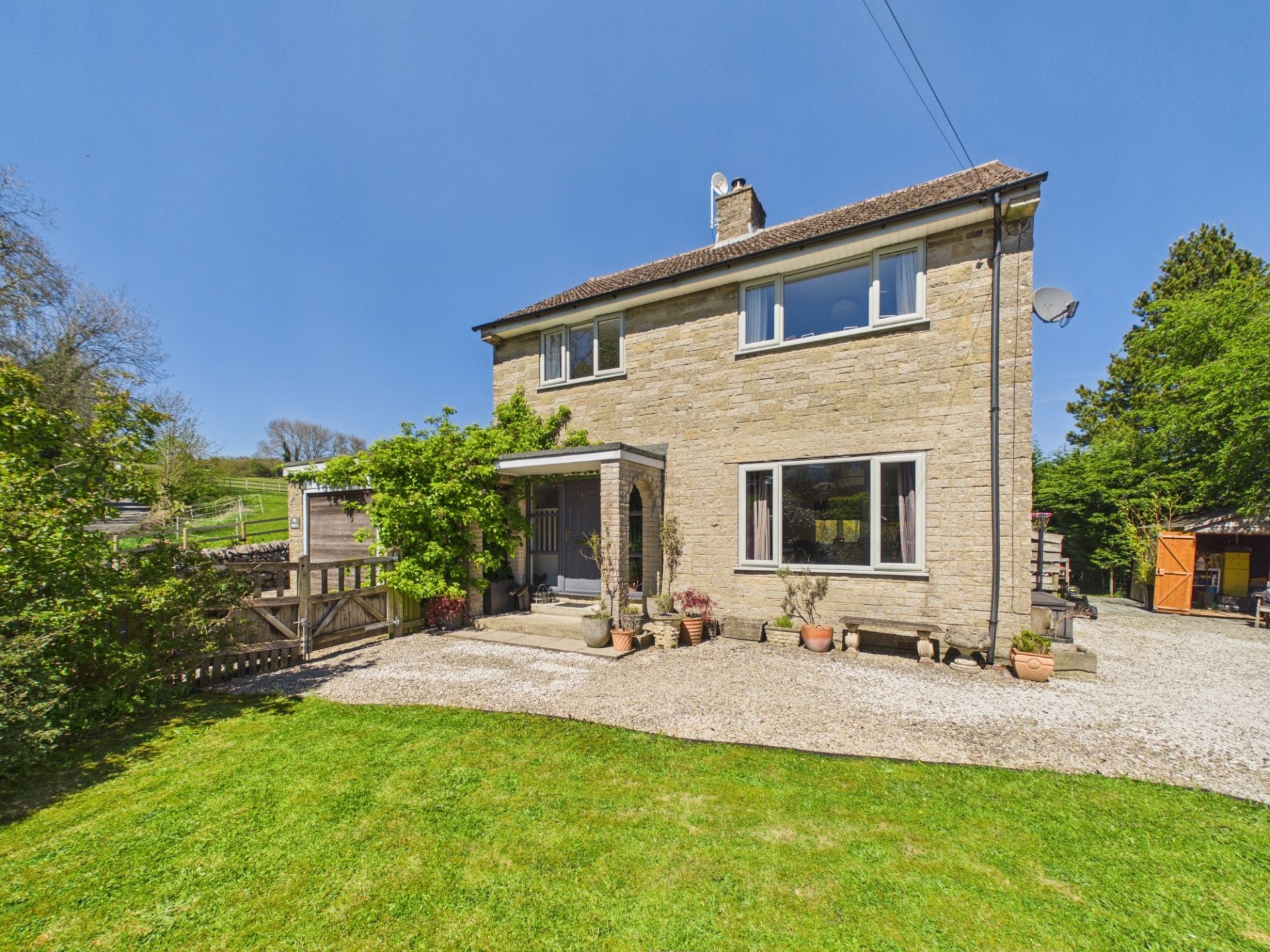 Images for High Street, Bonsall, DE4