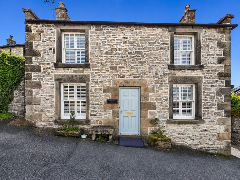 East Bank, Winster, DE4