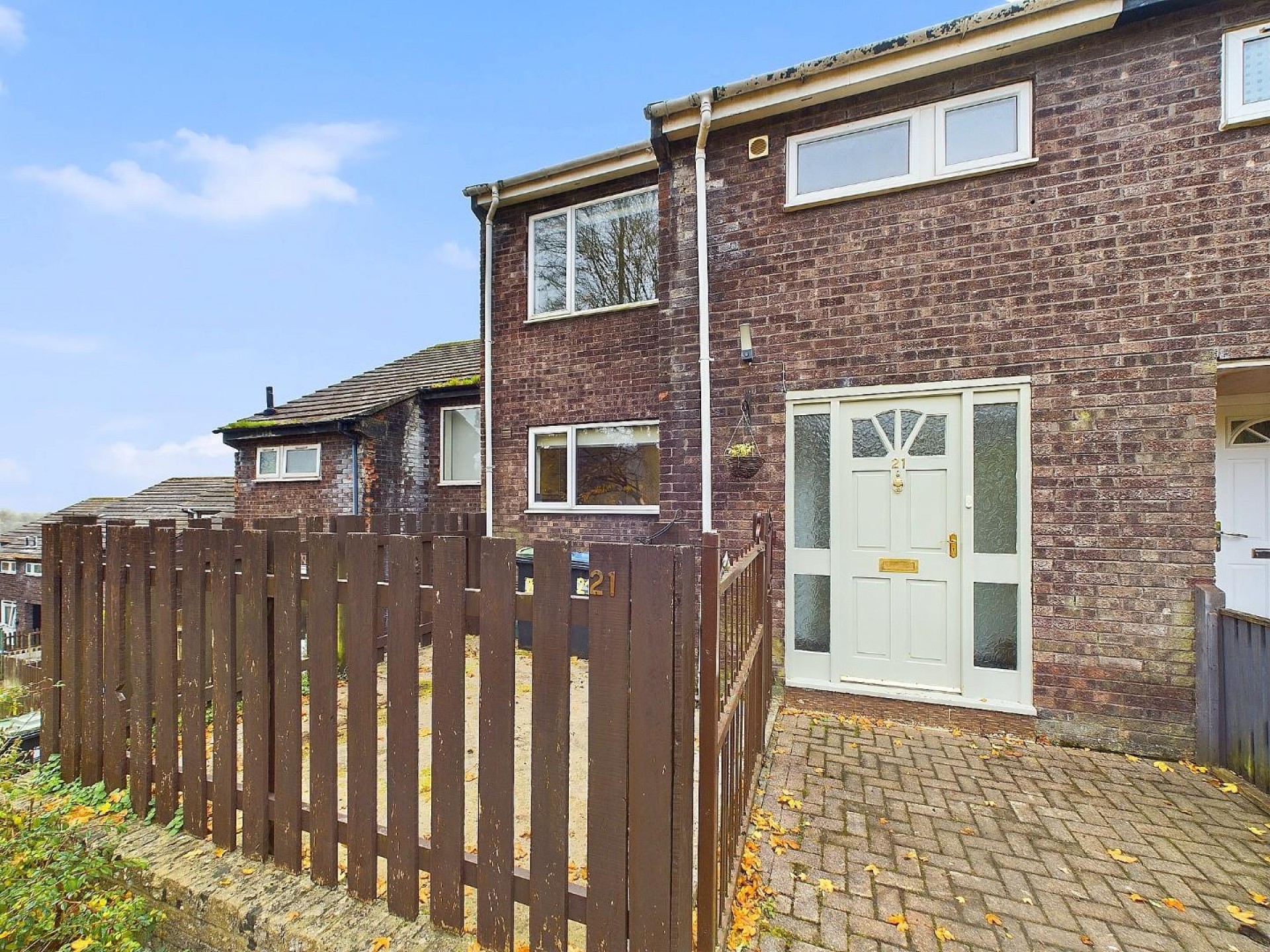 Images for 21 St. Marks Close, Cromford