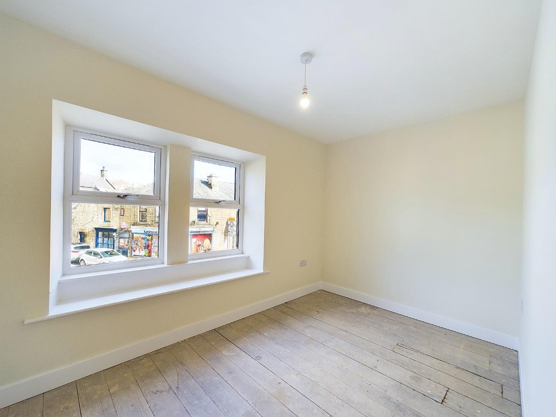 Images for 26a Matlock Green, Matlock
