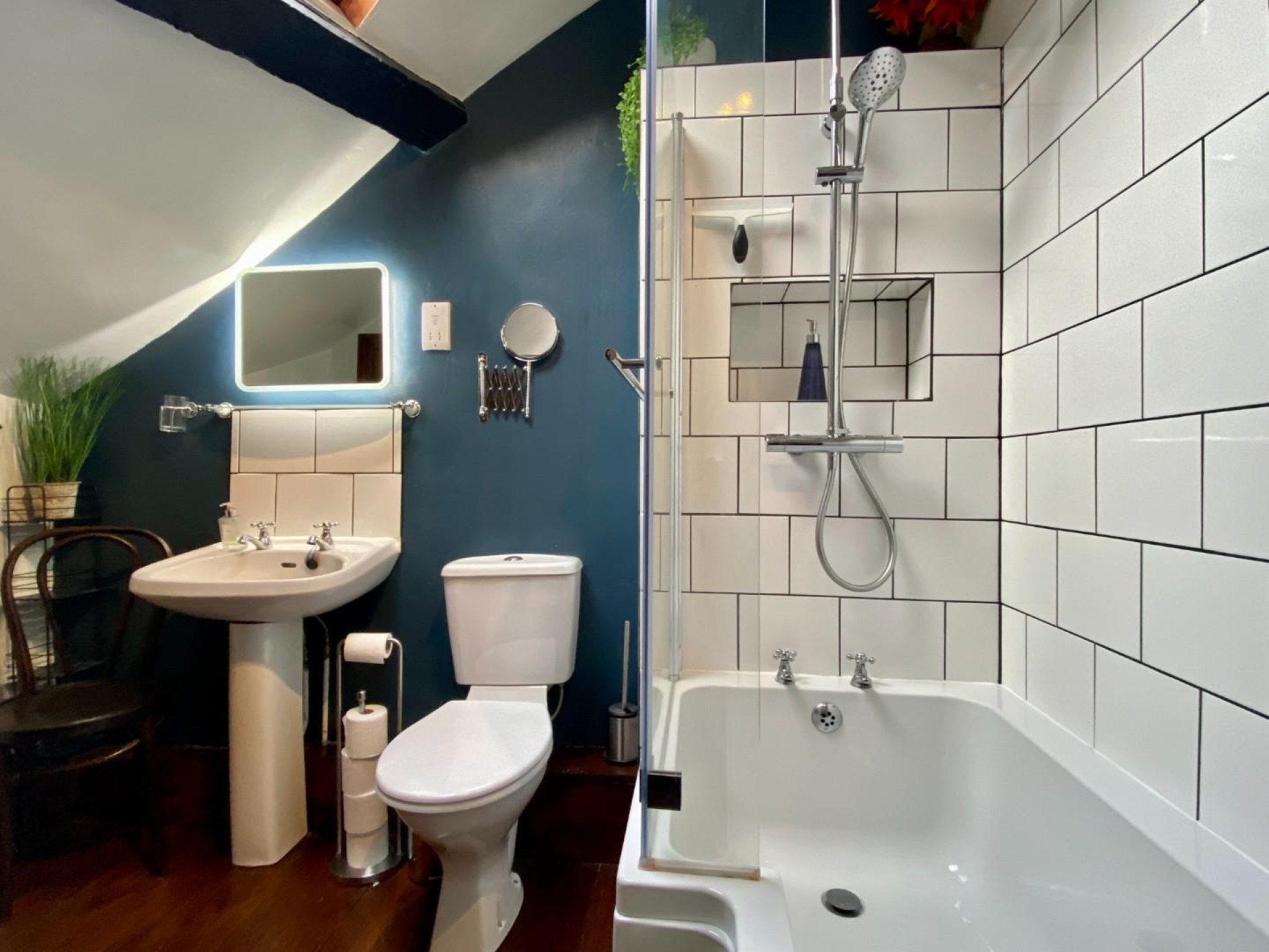 Images for Saddlers Cottage, North End, Wirksworth, Matlock