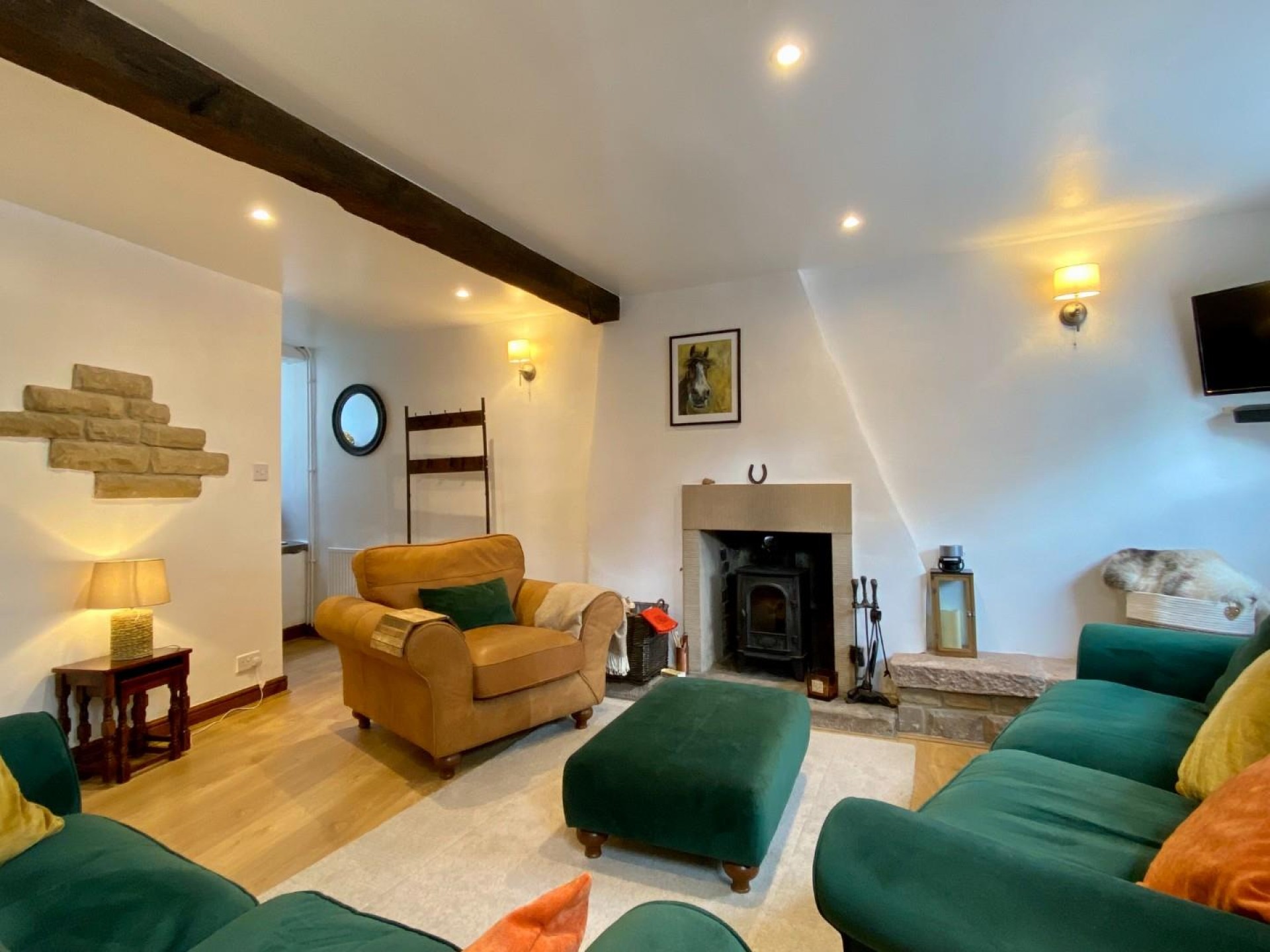 Images for Saddlers Cottage, North End, Wirksworth, Matlock