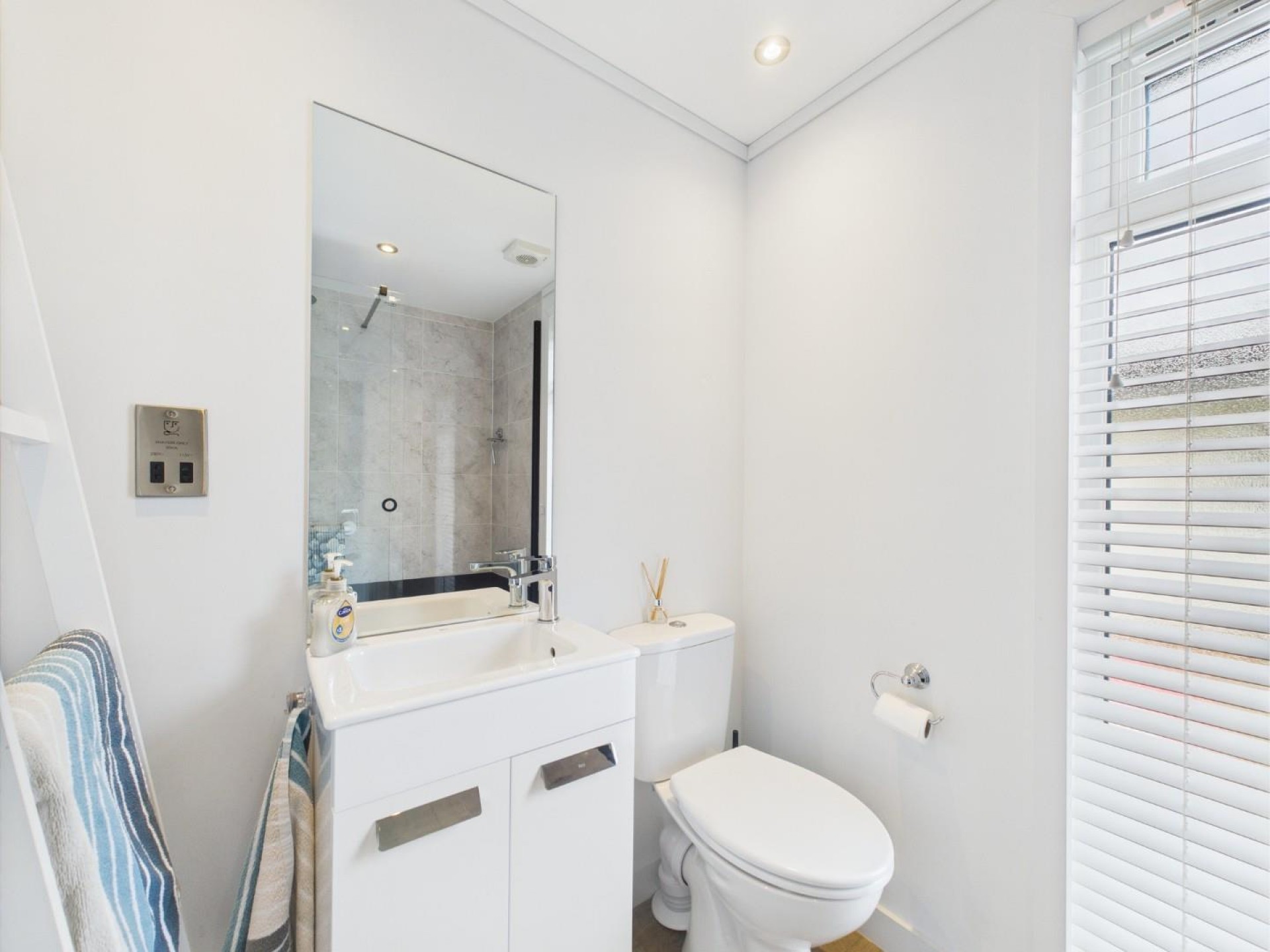 Images for Mickley Lane, Stretton, Alfreton