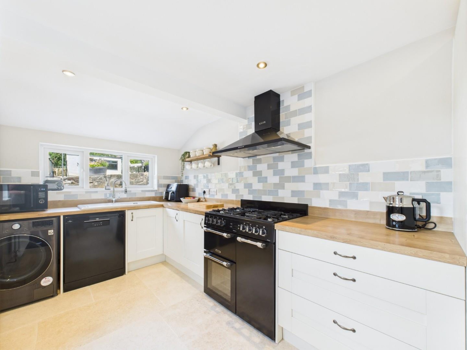 Images for Dungreave Avenue, Darley Dale, Matlock