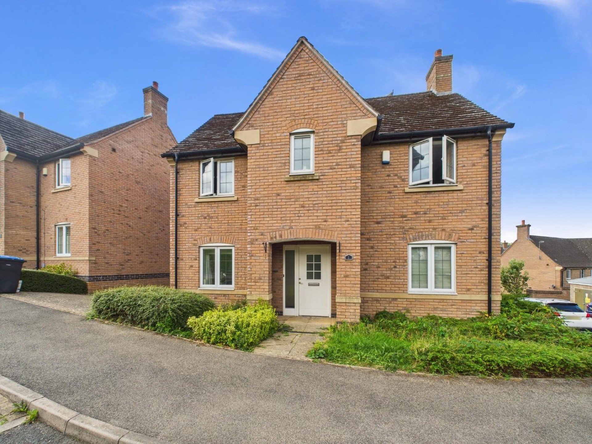 Images for 1 Vale Rise, Matlock