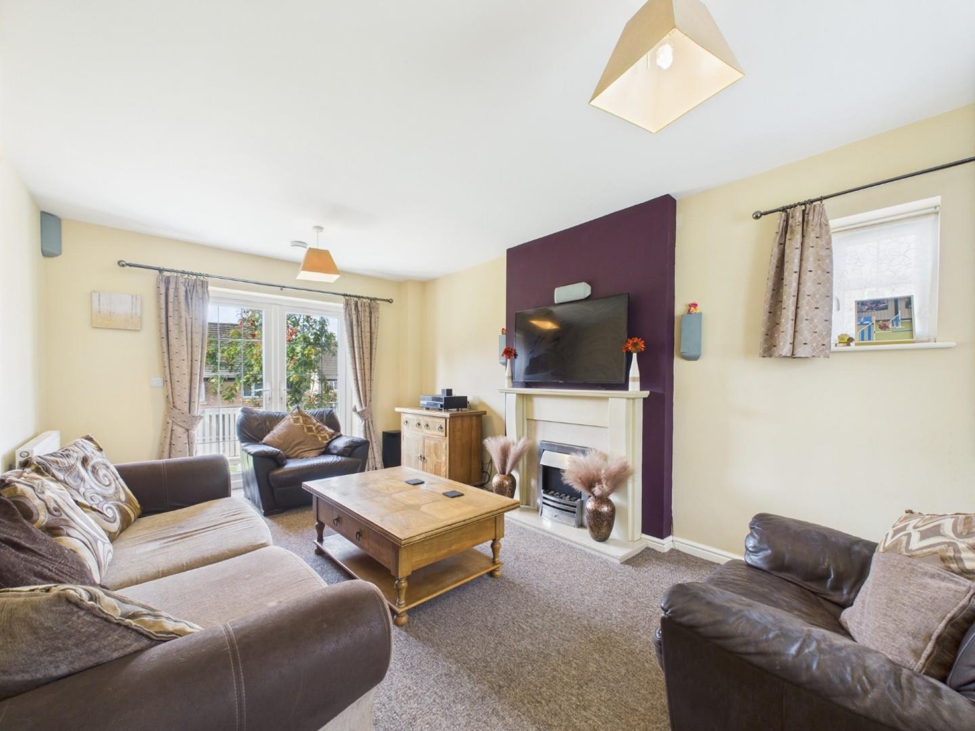 Images for 1 Vale Rise, Matlock