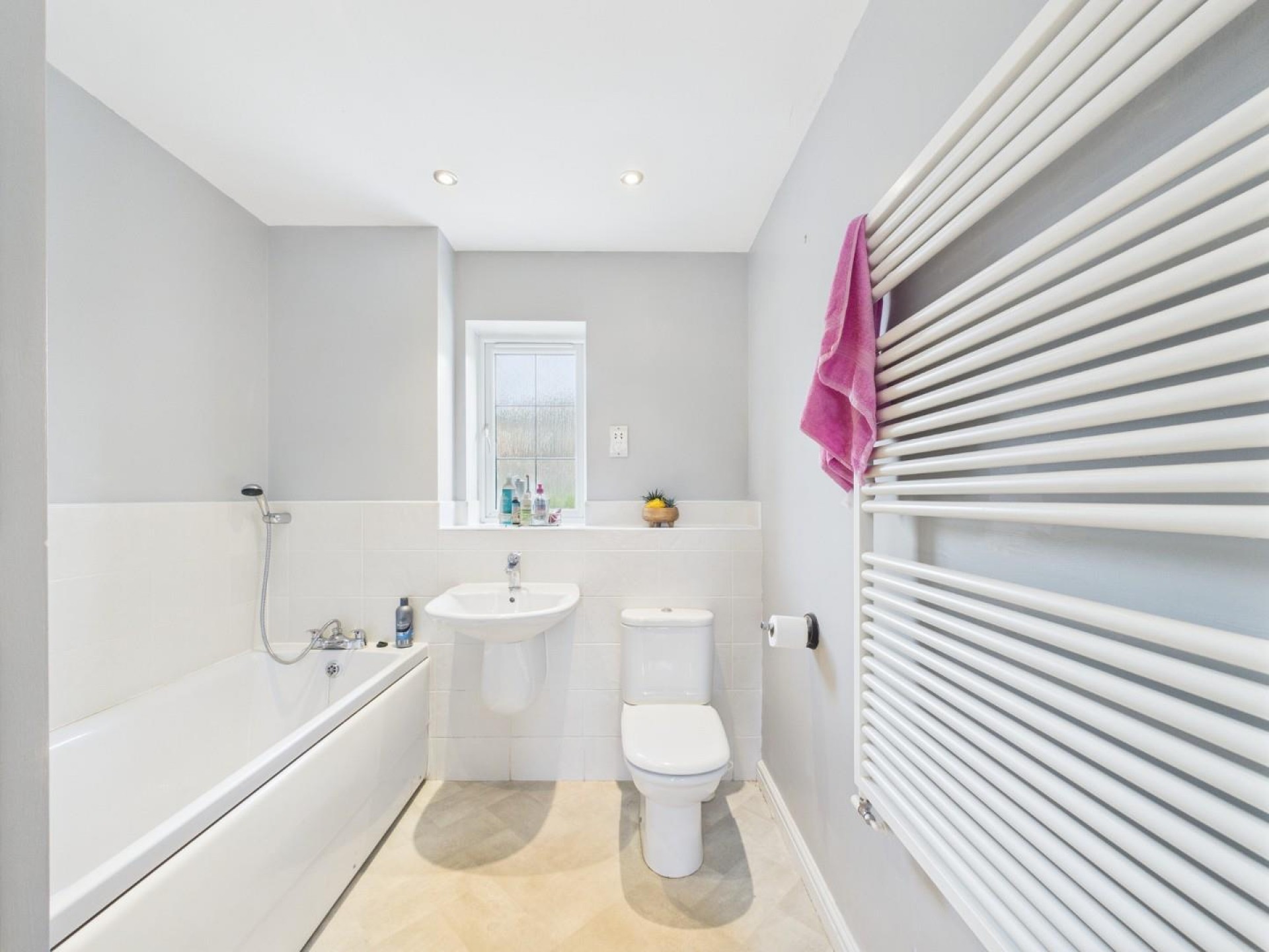 Images for 1 Vale Rise, Matlock