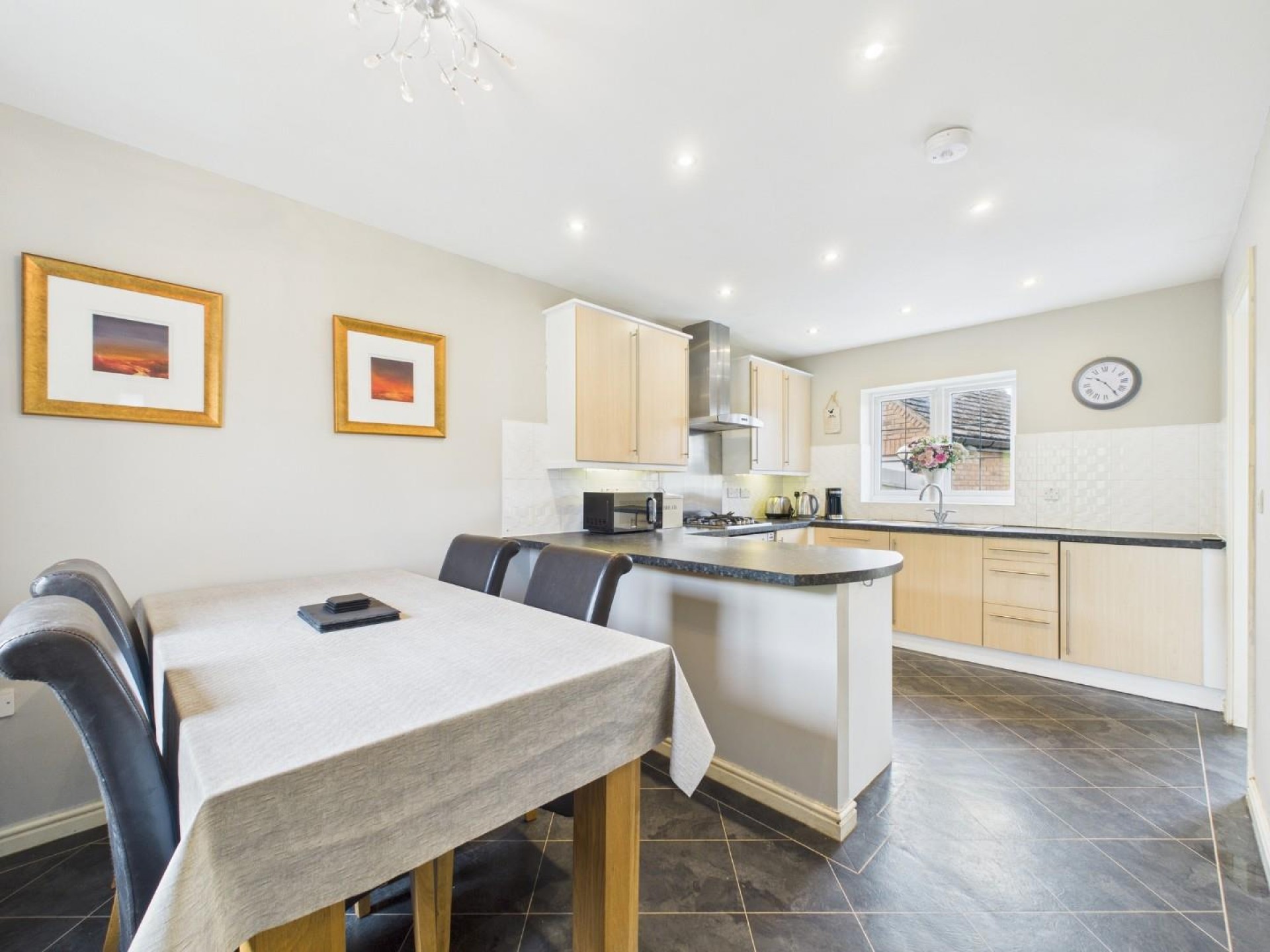 Images for 1 Vale Rise, Matlock