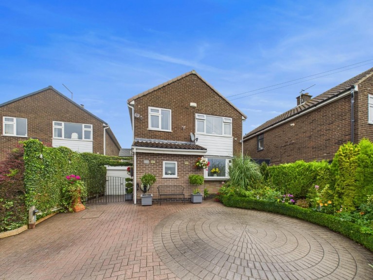 Image of 16 High Ridge, Matlock