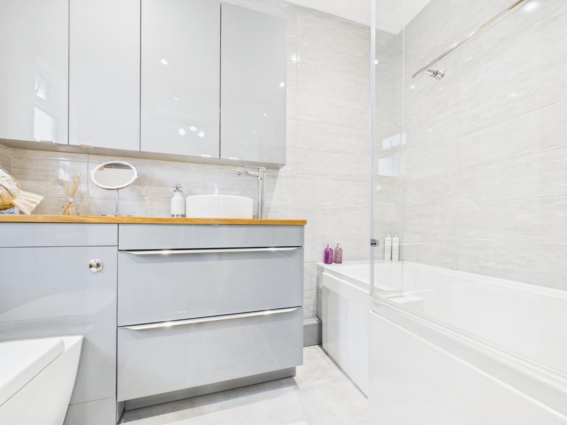 Images for 16 High Ridge, Matlock