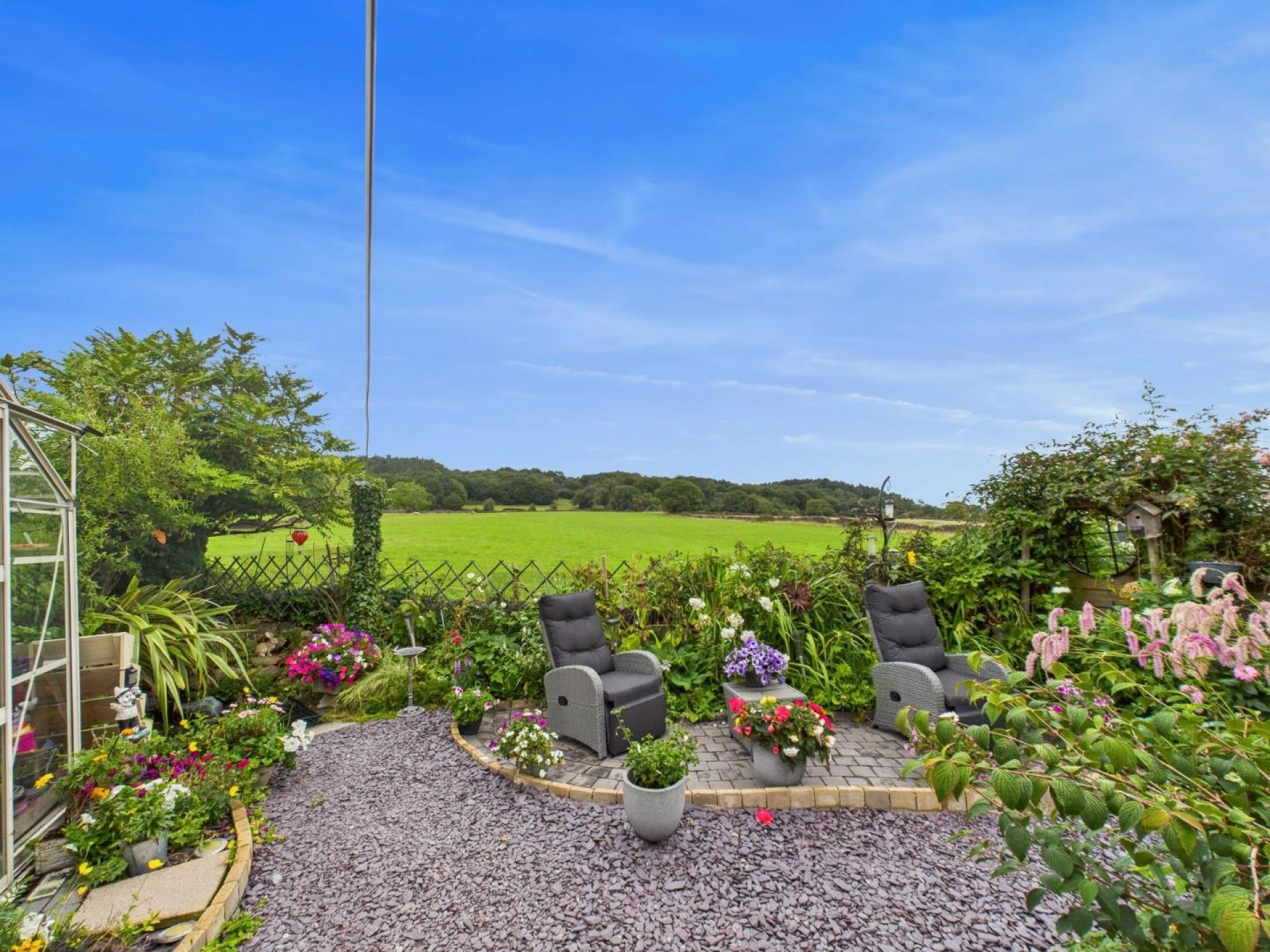Images for 16 High Ridge, Matlock