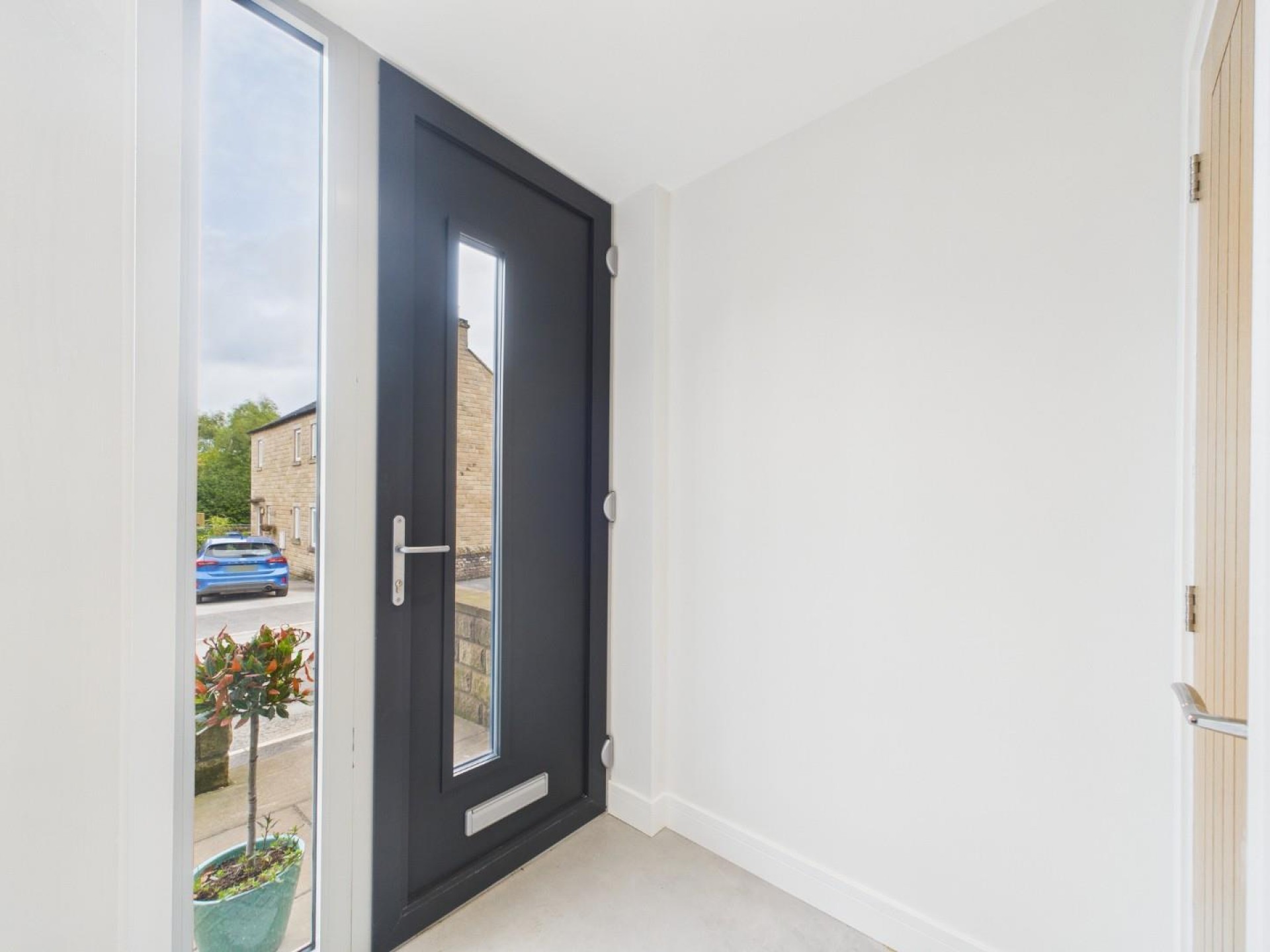 Images for 24 Thatchers Croft, Tansley