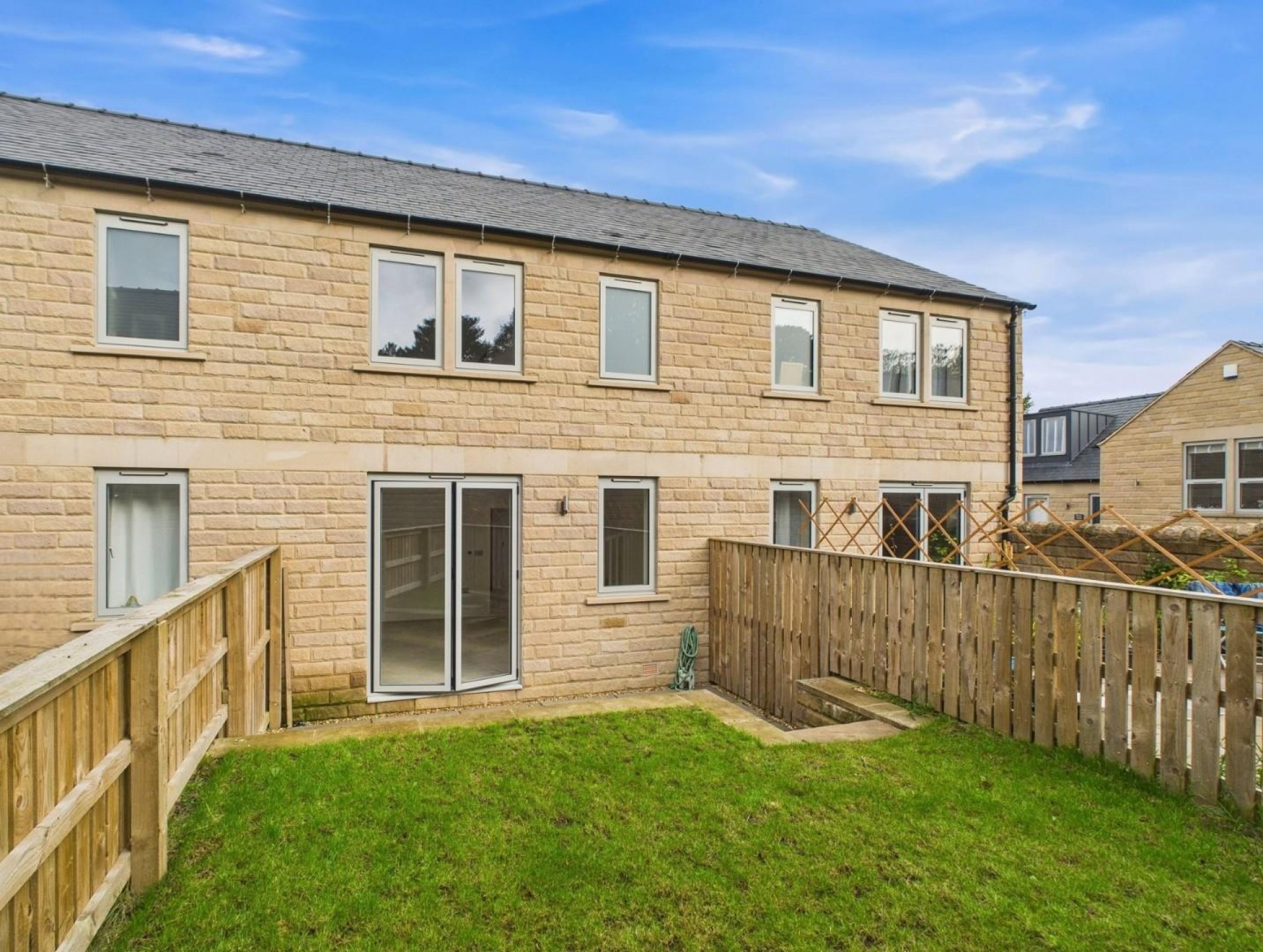 Images for 24 Thatchers Croft, Tansley
