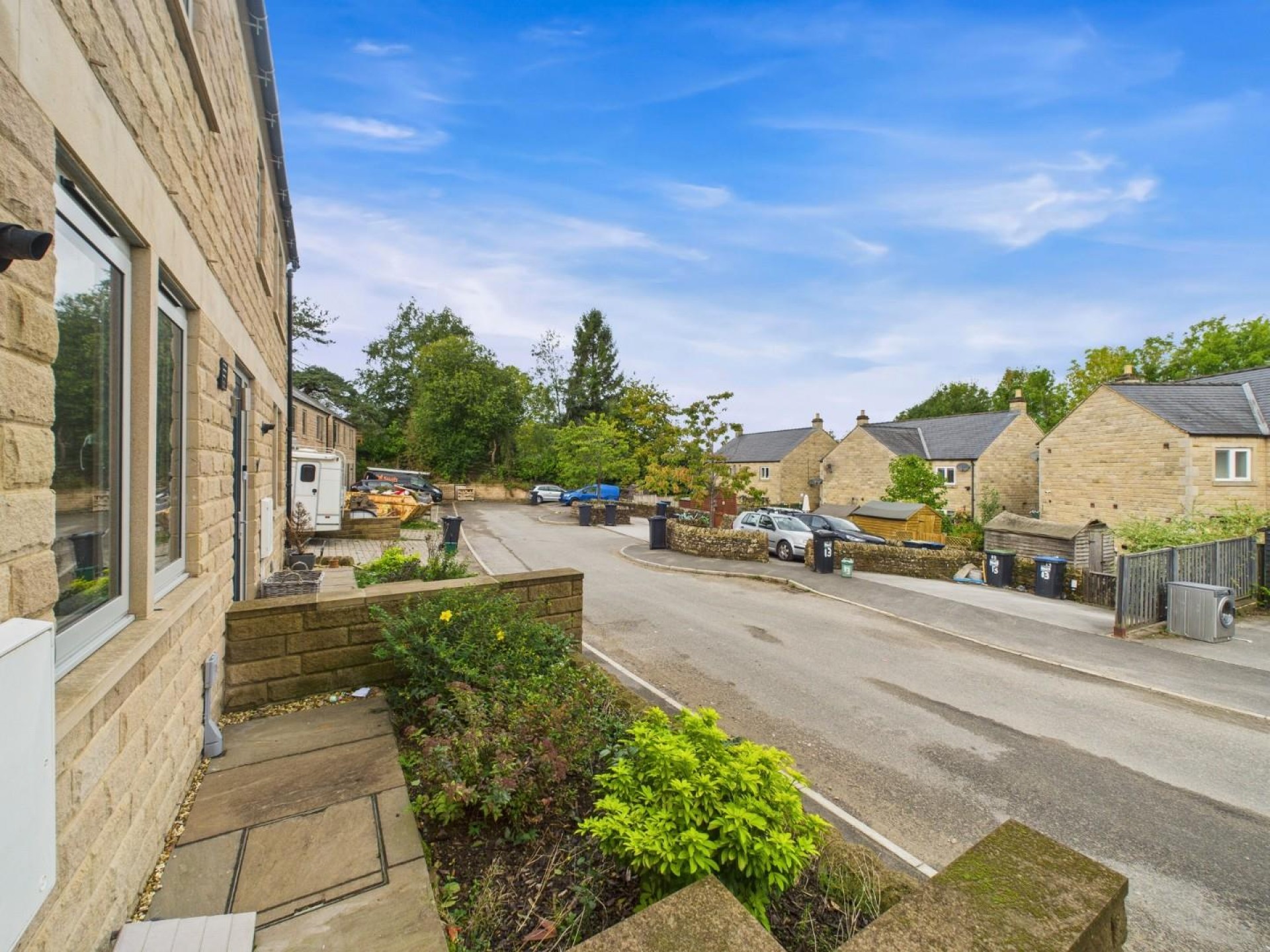 Images for 24 Thatchers Croft, Tansley