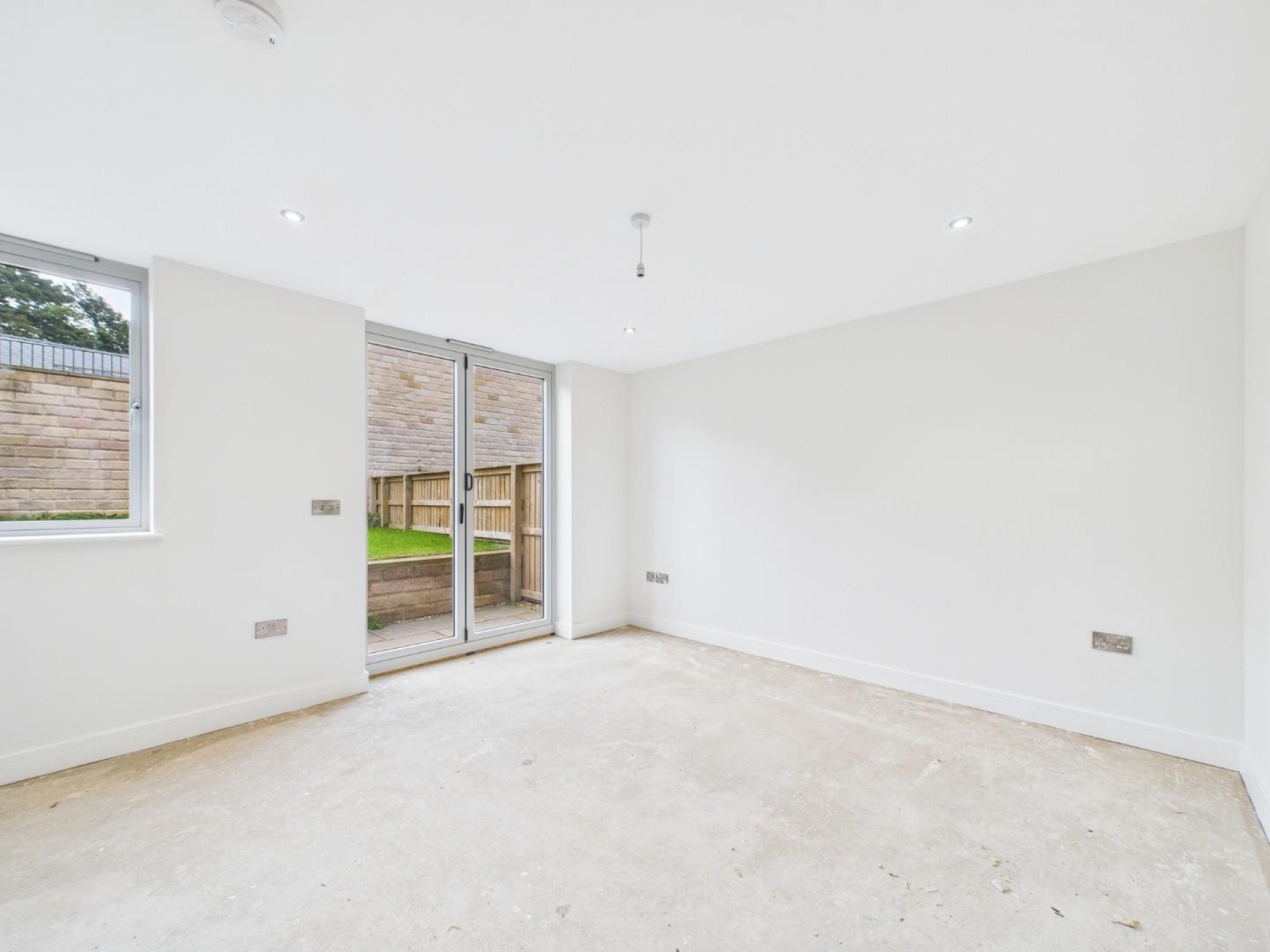 Images for 24 Thatchers Croft, Tansley