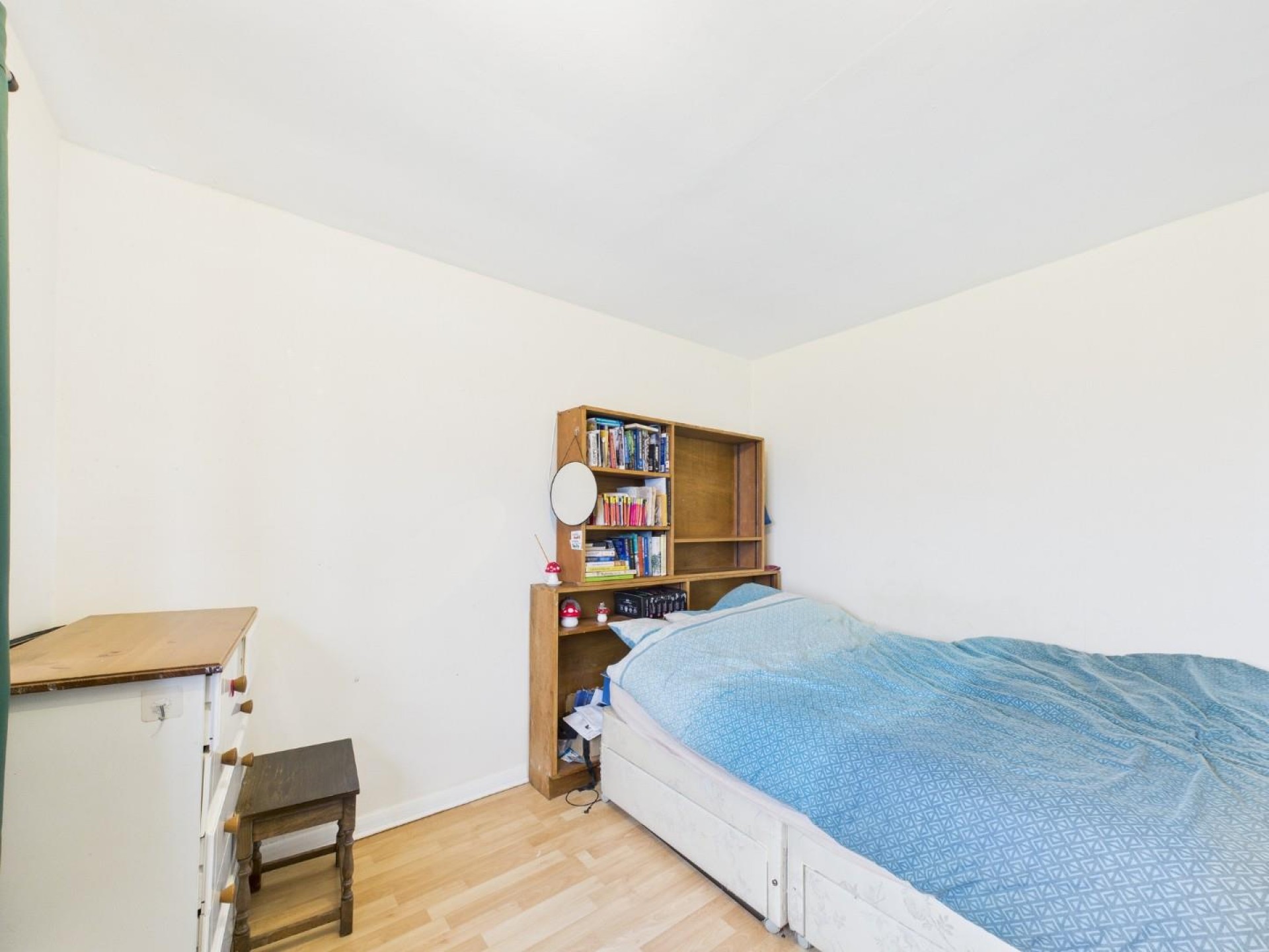 Images for Churchill Avenue, Middleton, Matlock