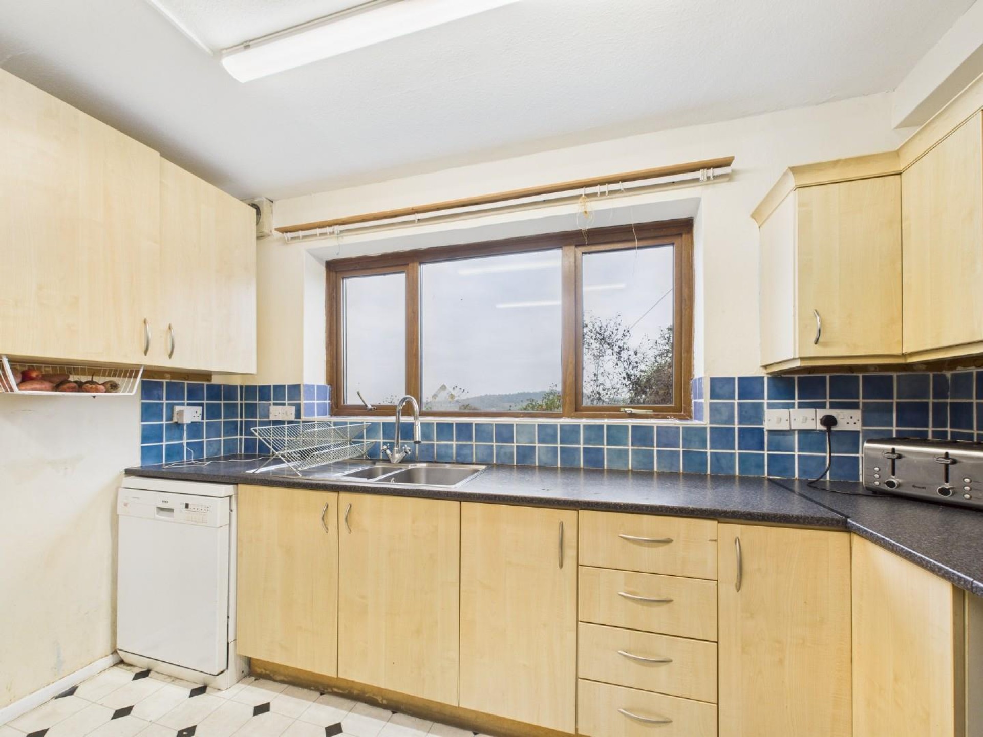 Images for Churchill Avenue, Middleton, Matlock
