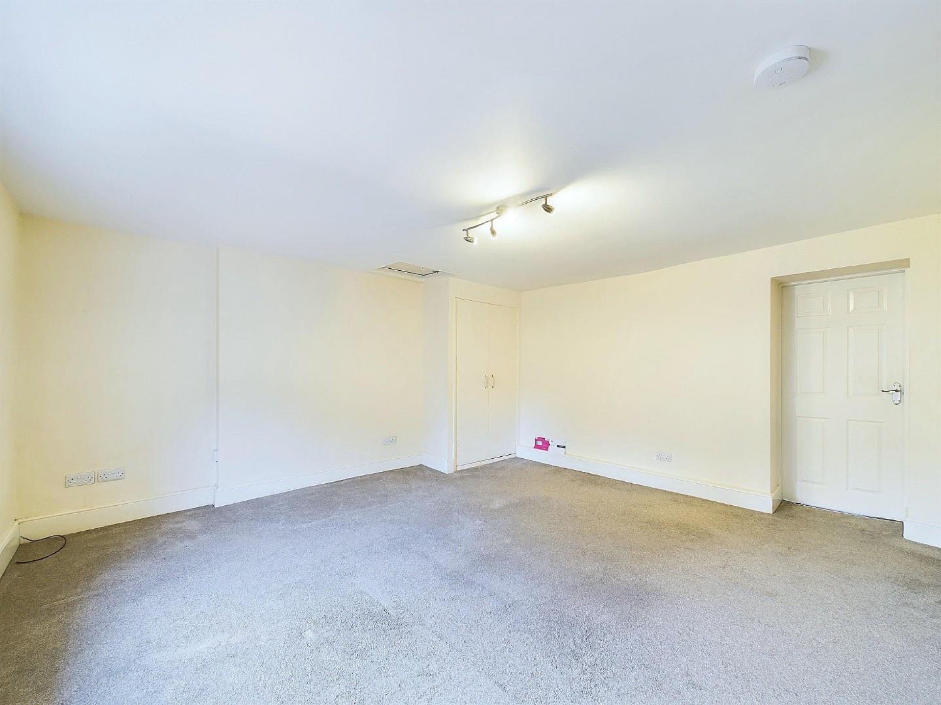 Images for Flat 8 Dale House, Market Place, Wirksworth