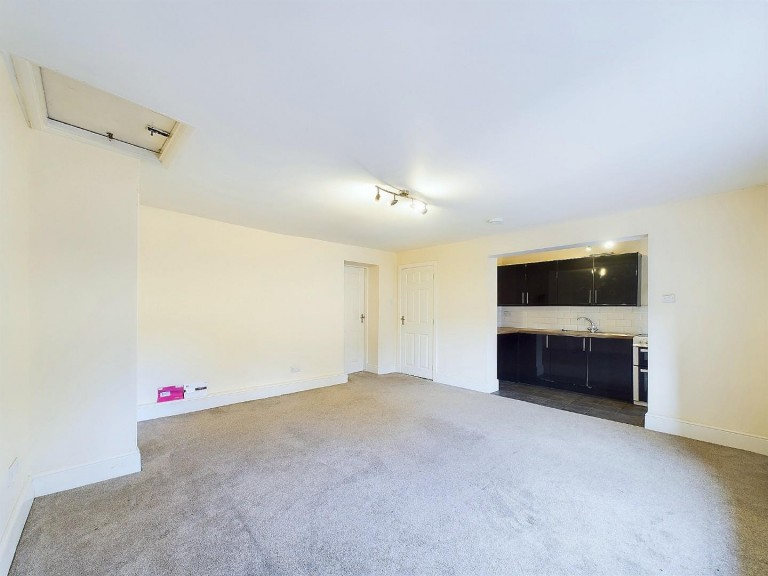 Image of Flat 8 Dale House, Market Place, Wirksworth