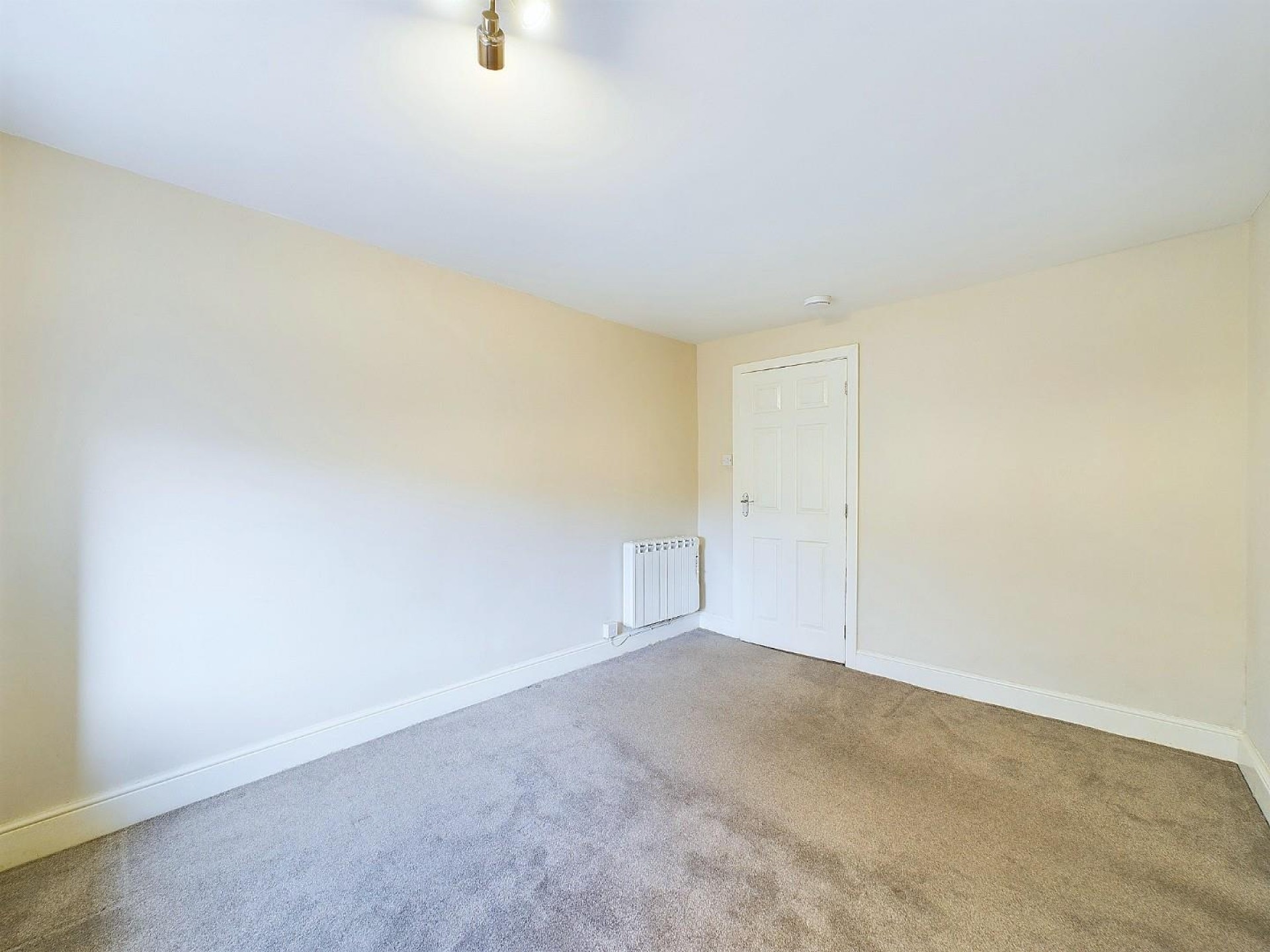 Images for Flat 8 Dale House, Market Place, Wirksworth