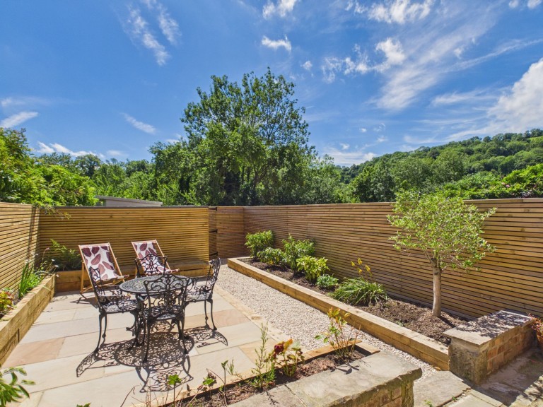 Image of Rockvale Villas - Bedroom 1, Matlock Bath, DE4