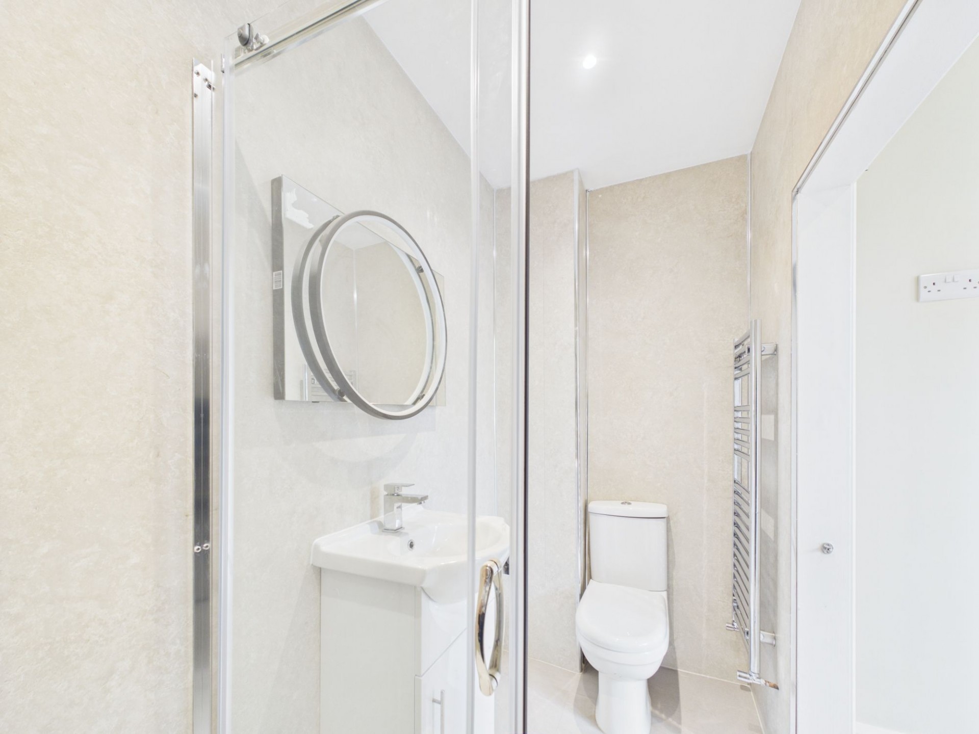 Images for Rockvale Villas - Bedroom 1, Matlock Bath, DE4