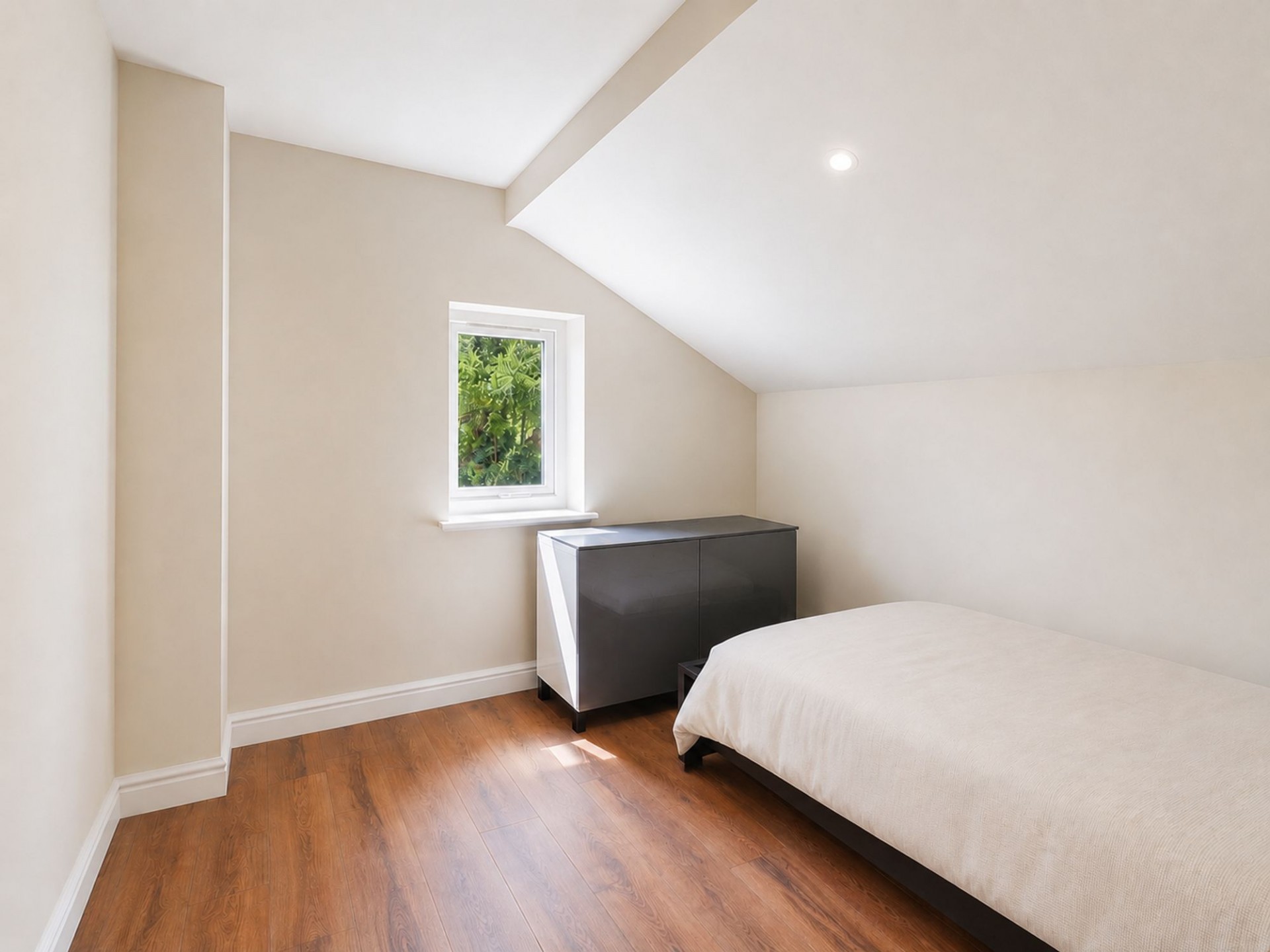 Images for Rockvale Villas - Bedroom 2 / Shower Room, Matlock Bath, DE4