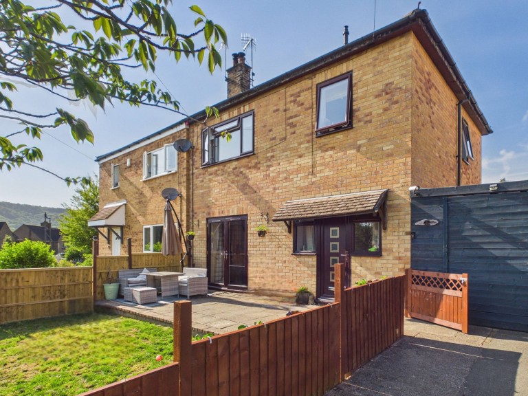 Oker Avenue, Darley Dale, DE4
