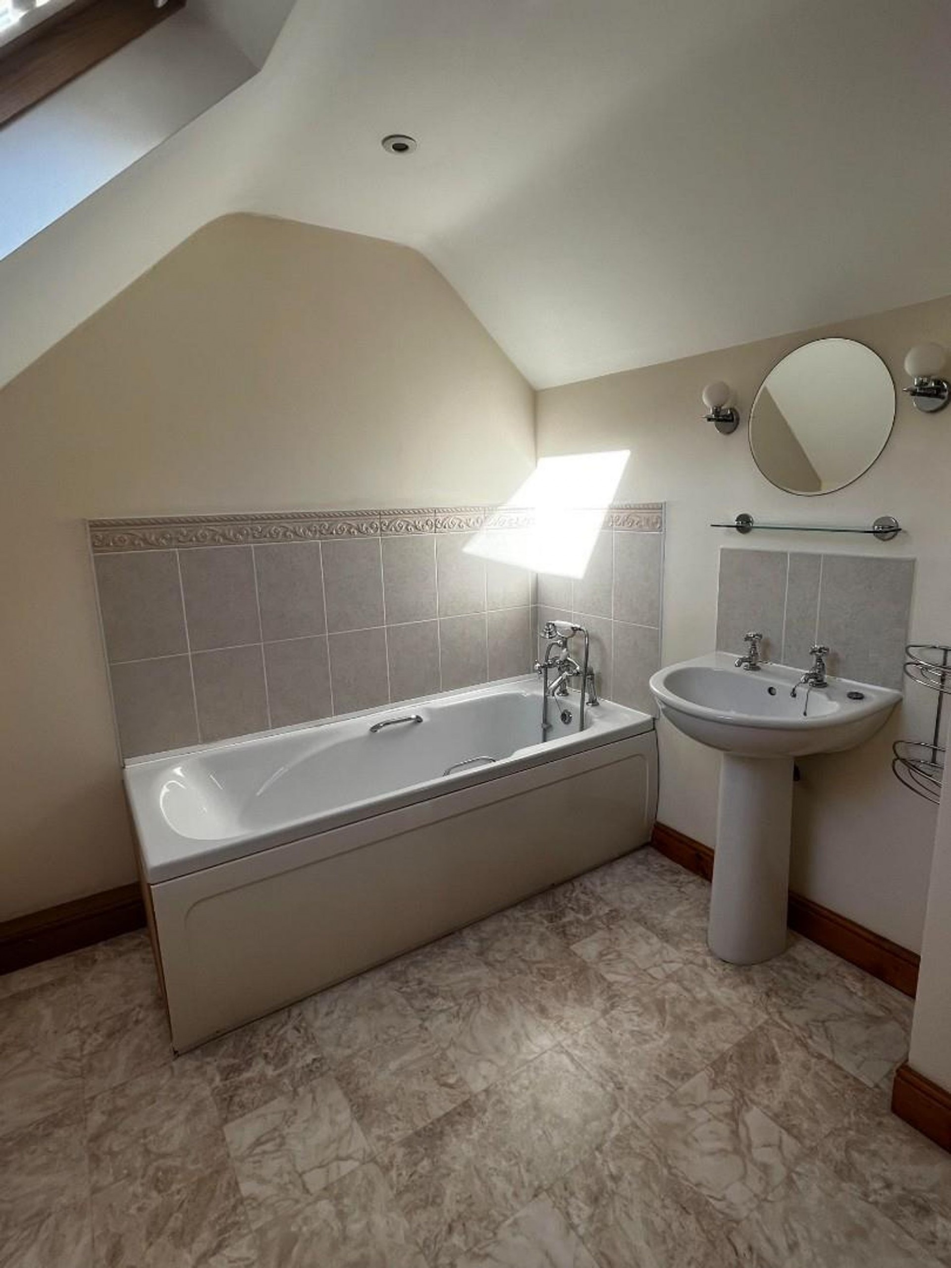 Images for Rise End, Middleton, DE4