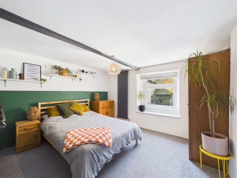 Image of Main Street, Middleton, DE4