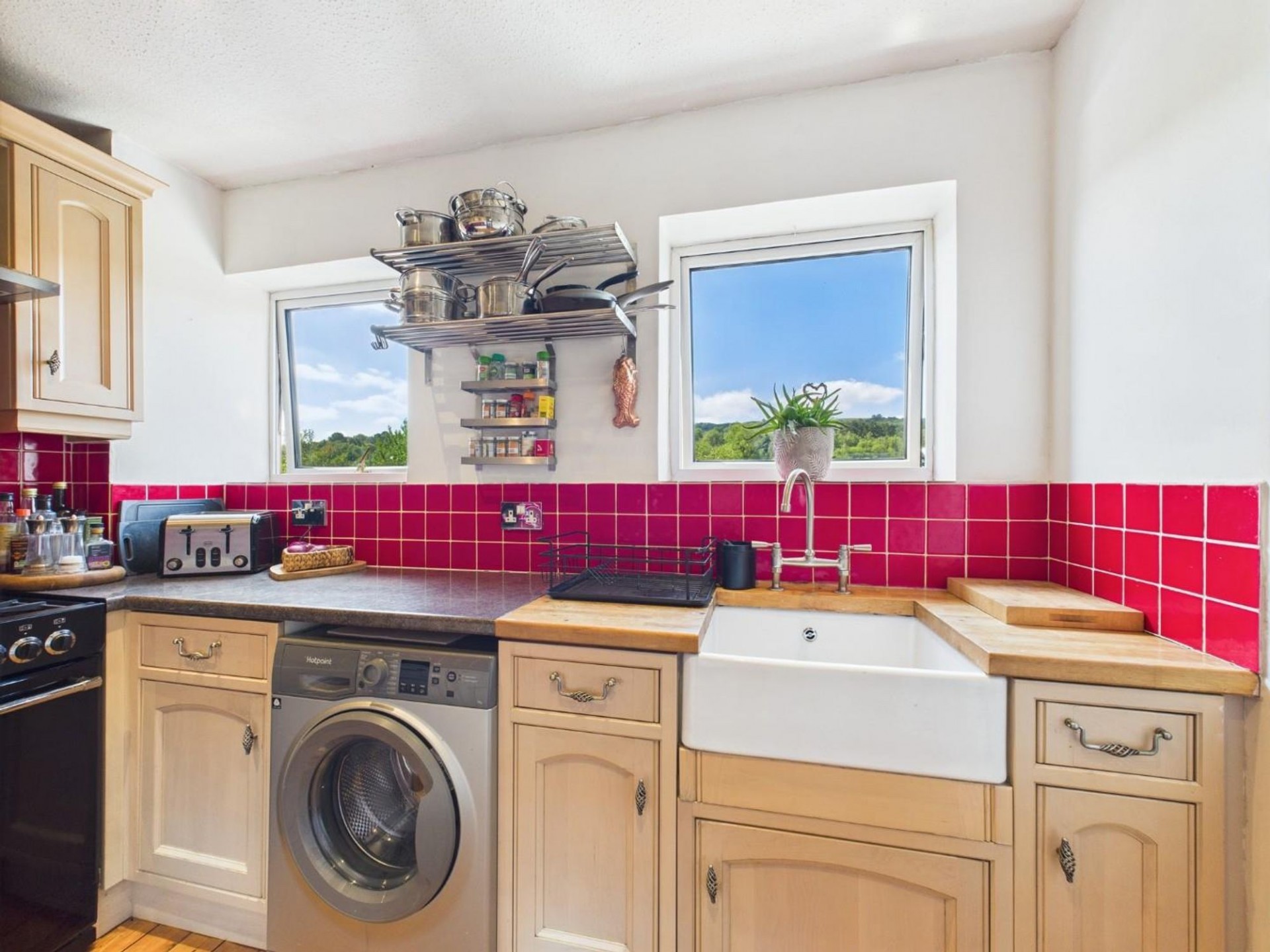 Images for Megdale, Matlock, DE4