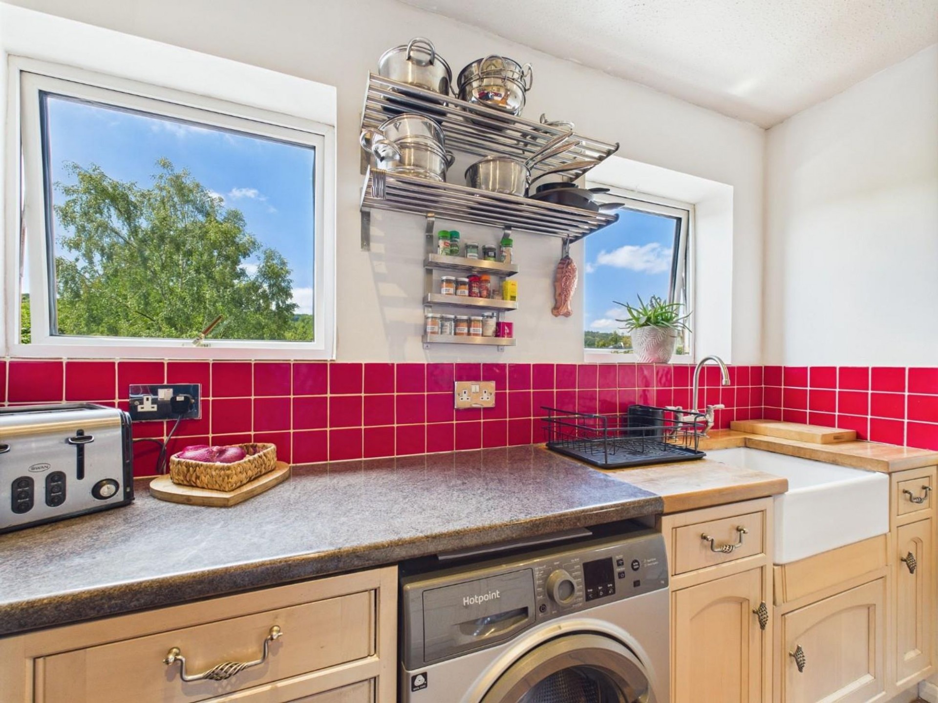 Images for Megdale, Matlock, DE4