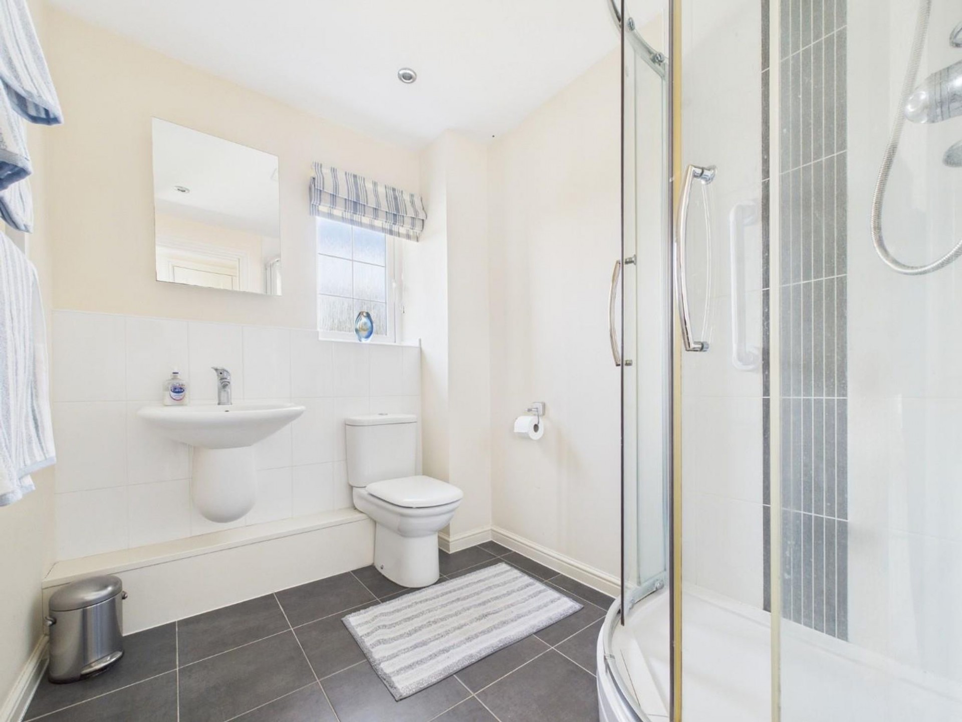 Images for Hillcrest, Matlock, DE4