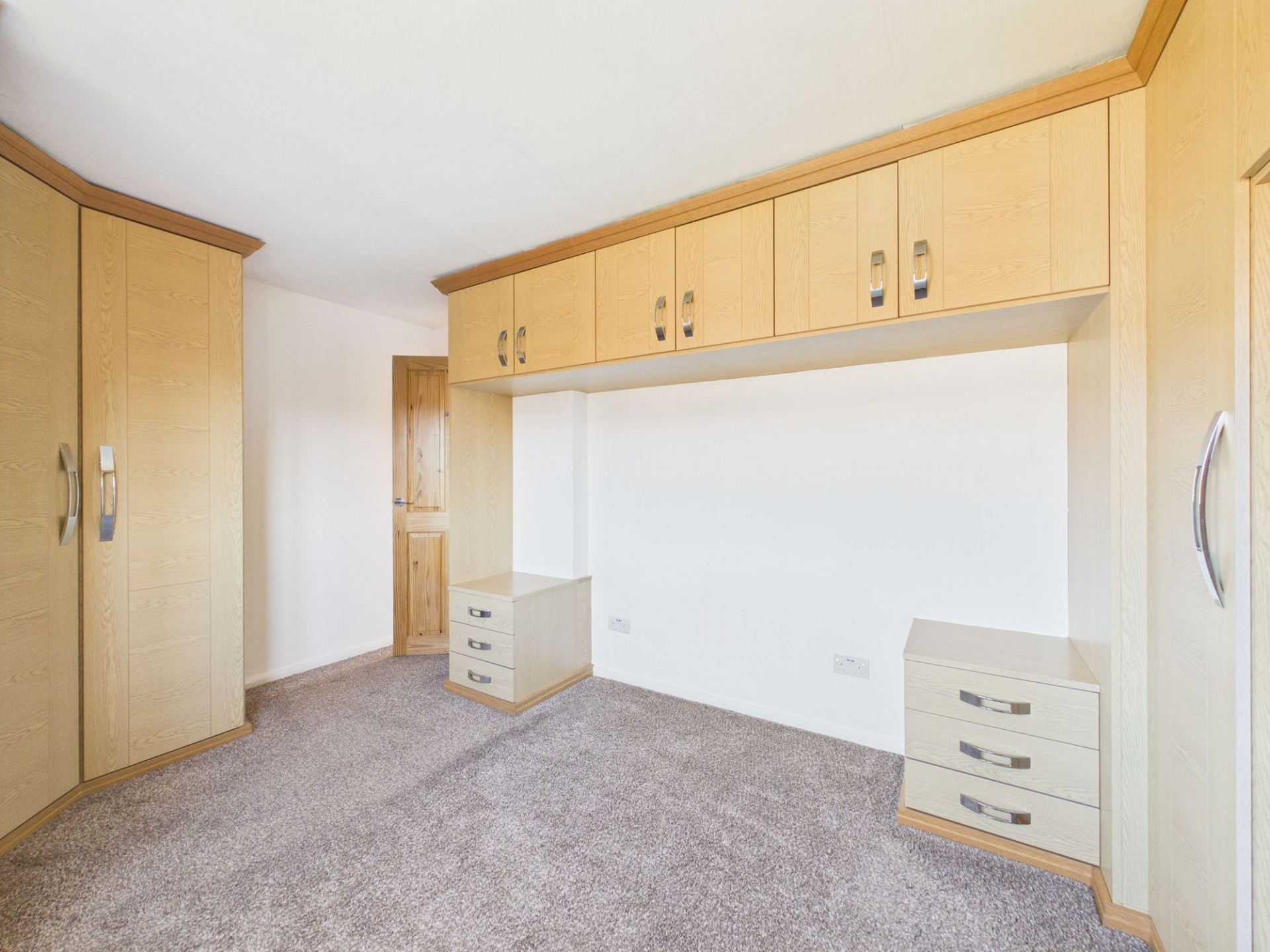 Images for Nightingale Close, Lea Bridge, DE4