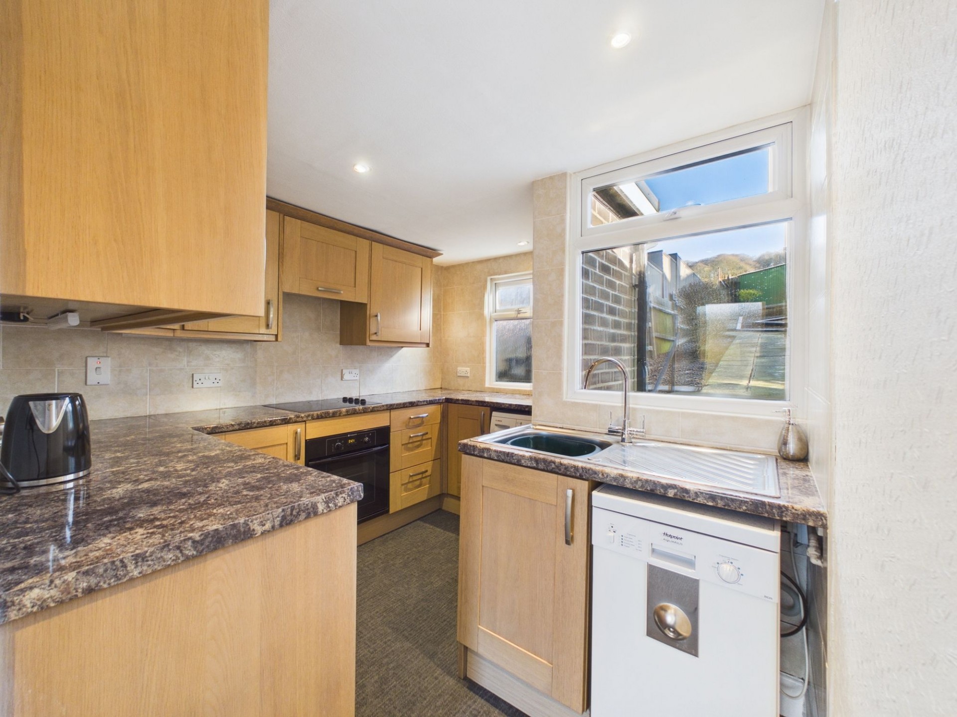Images for Nightingale Close, Lea Bridge, DE4
