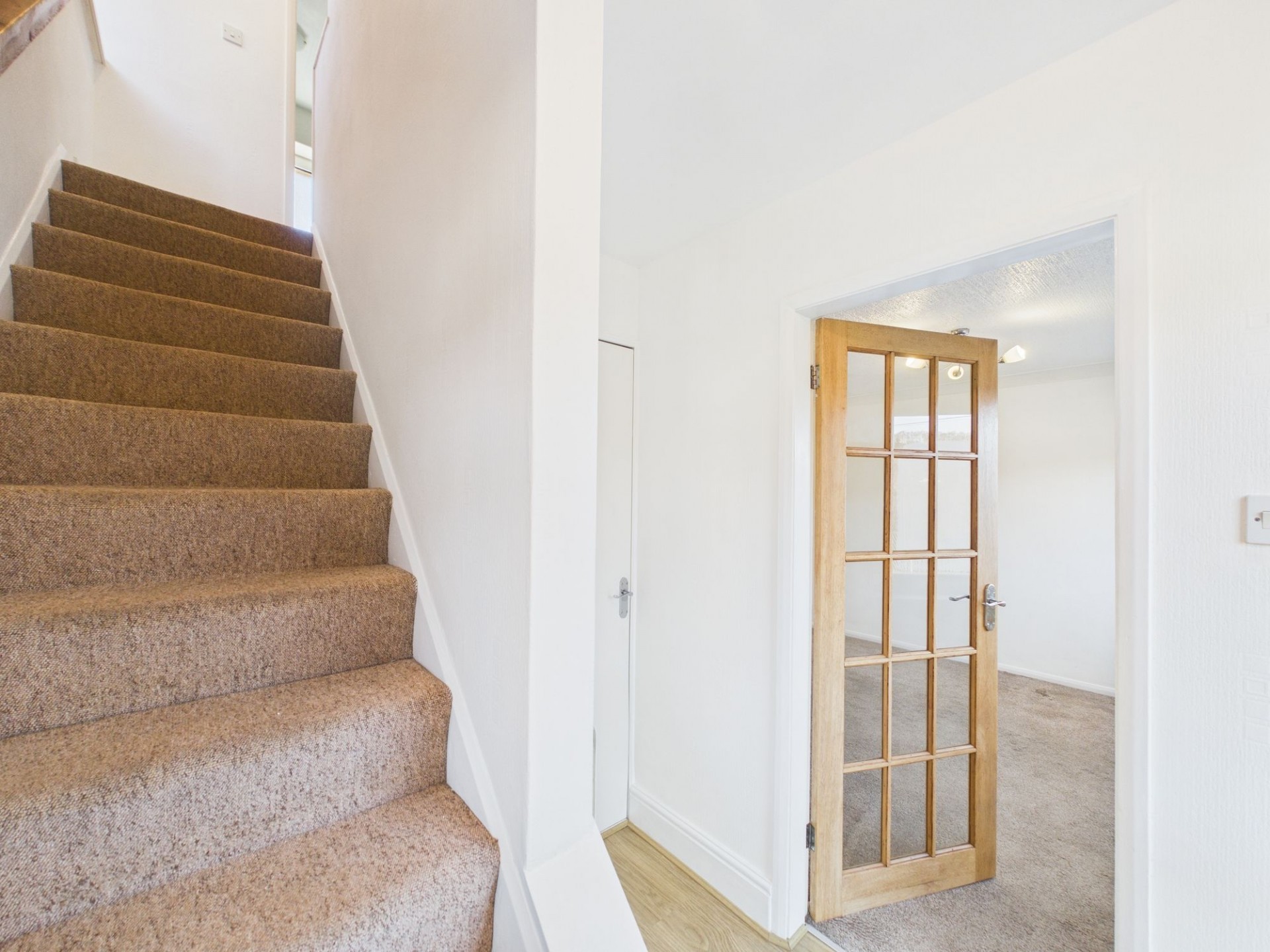 Images for Nightingale Close, Lea Bridge, DE4