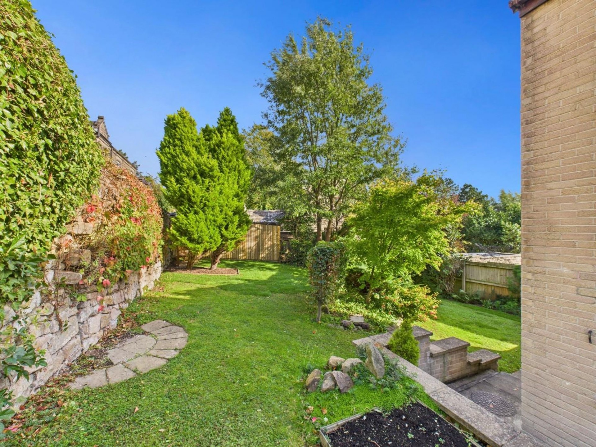 Images for Wellfield Court, Matlock, DE4