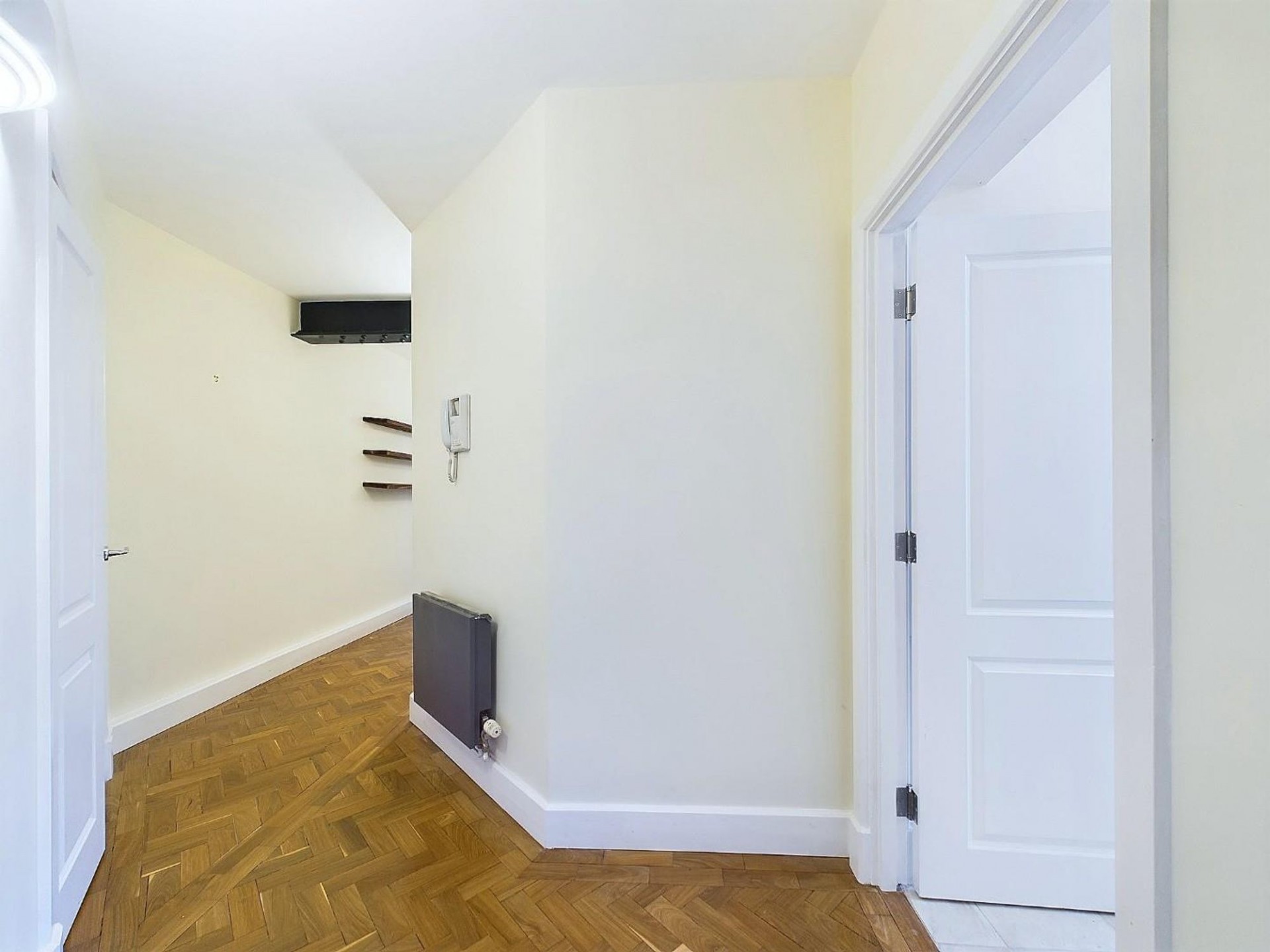 Images for Wellington Street, Rockside Hall, DE4