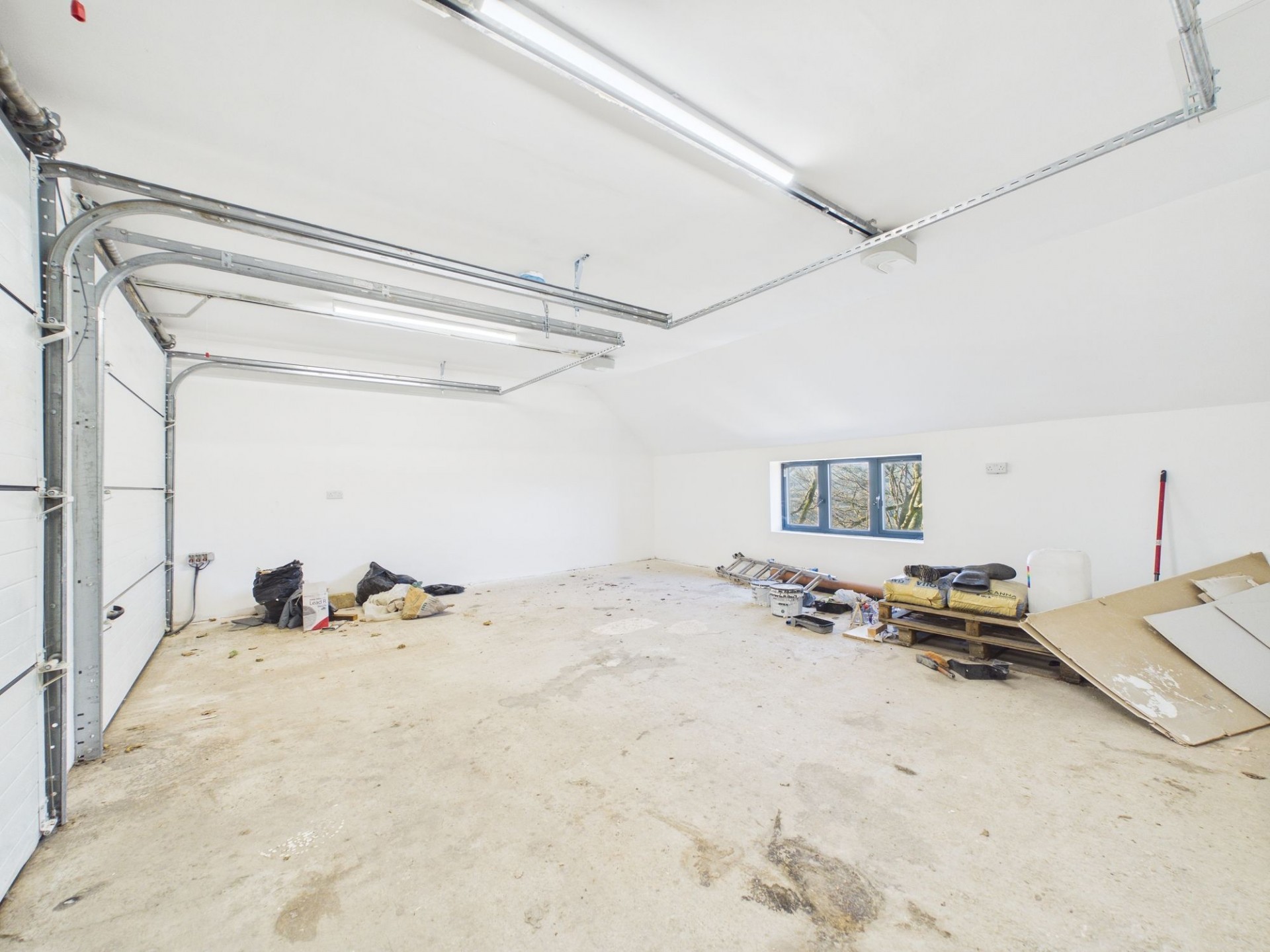 Images for Burnett Lane, Matlock, DE4