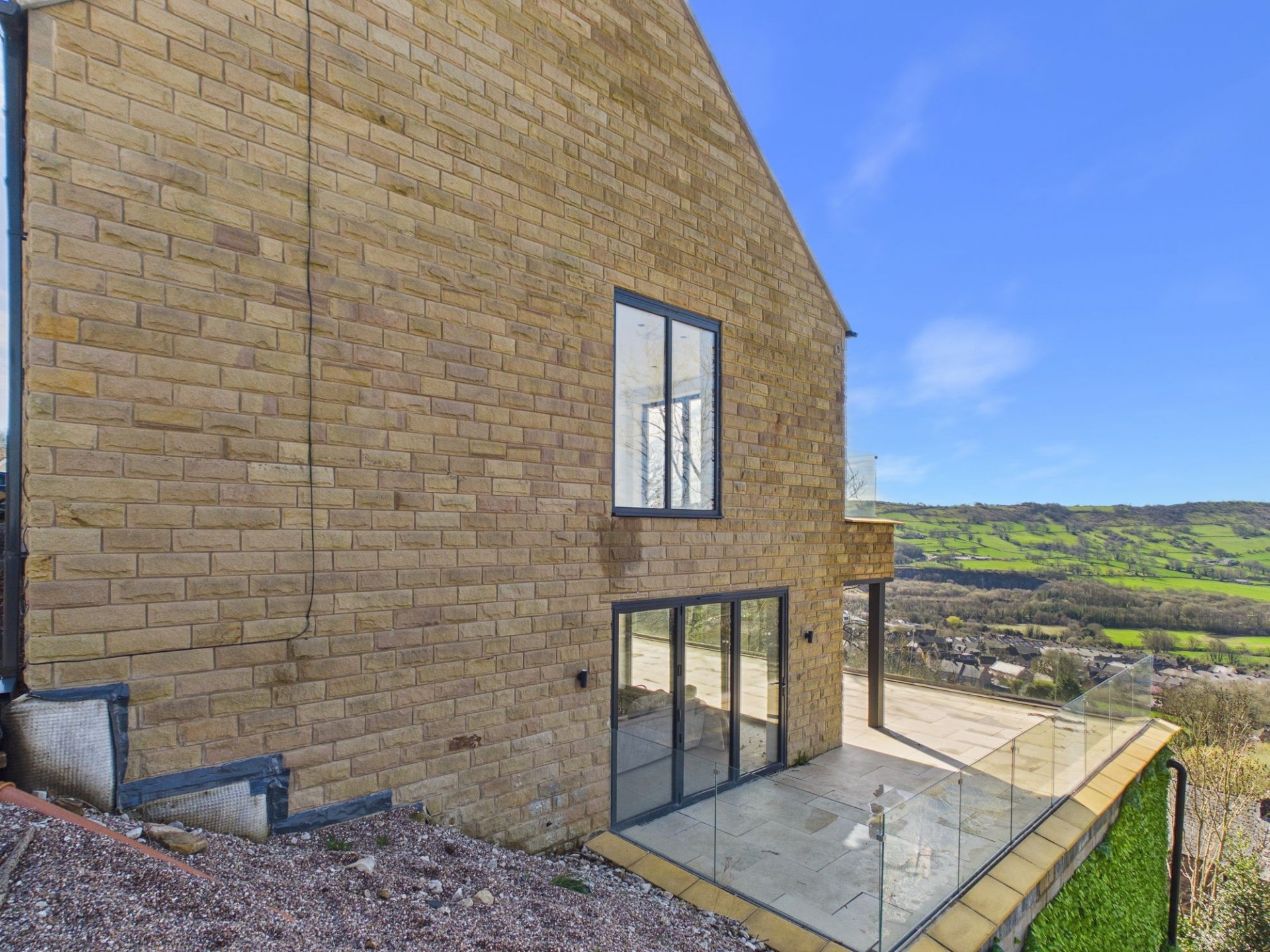 Images for Burnett Lane, Matlock, DE4