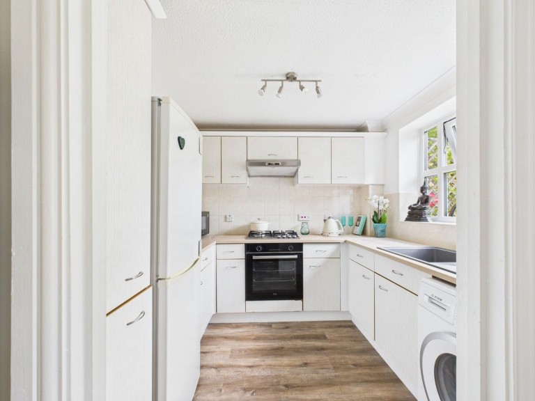 Image of Victoria Hall Gardens, Matlock, DE4