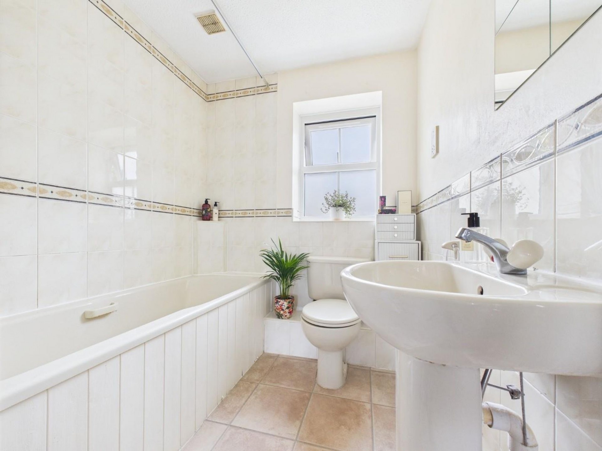 Images for Victoria Hall Gardens, Matlock, DE4