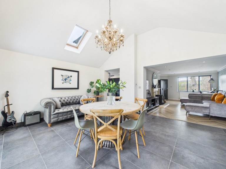 Image of Broadway, Kirk Ireton, DE6