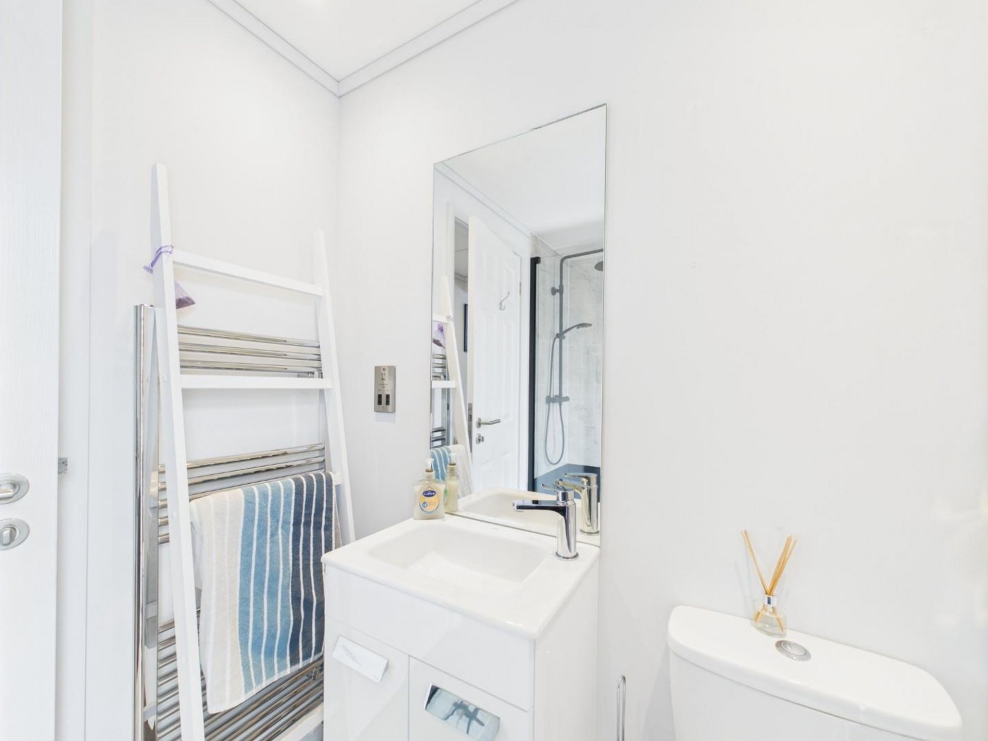 Images for Mickley Lane, Stretton, DE55