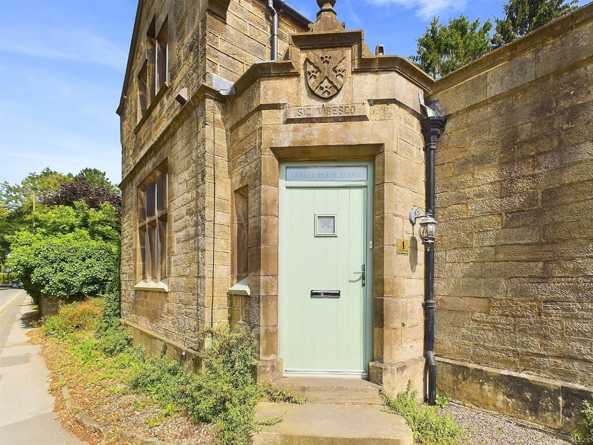 Images for Dale Road South, Matlock, DE4