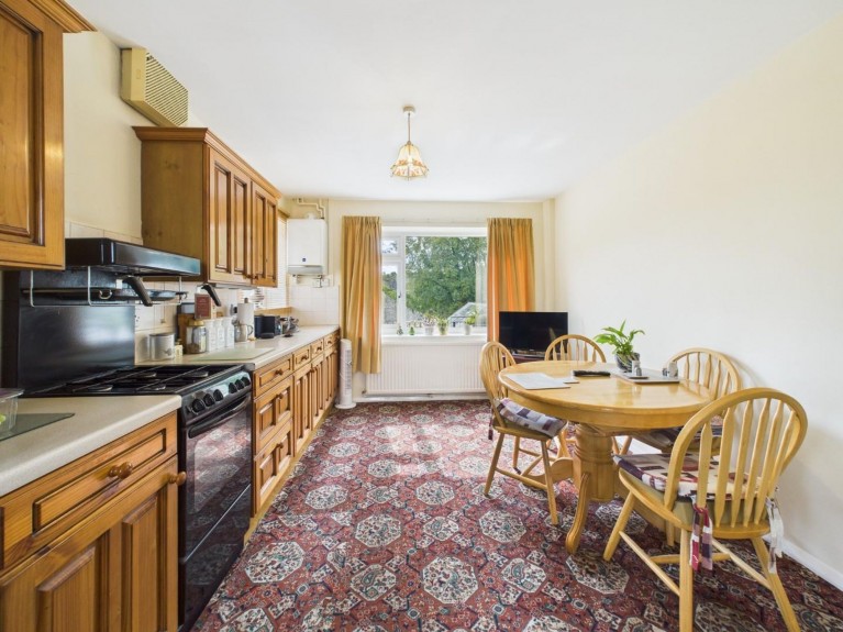 Image of Churchill Avenue, Middleton, DE4